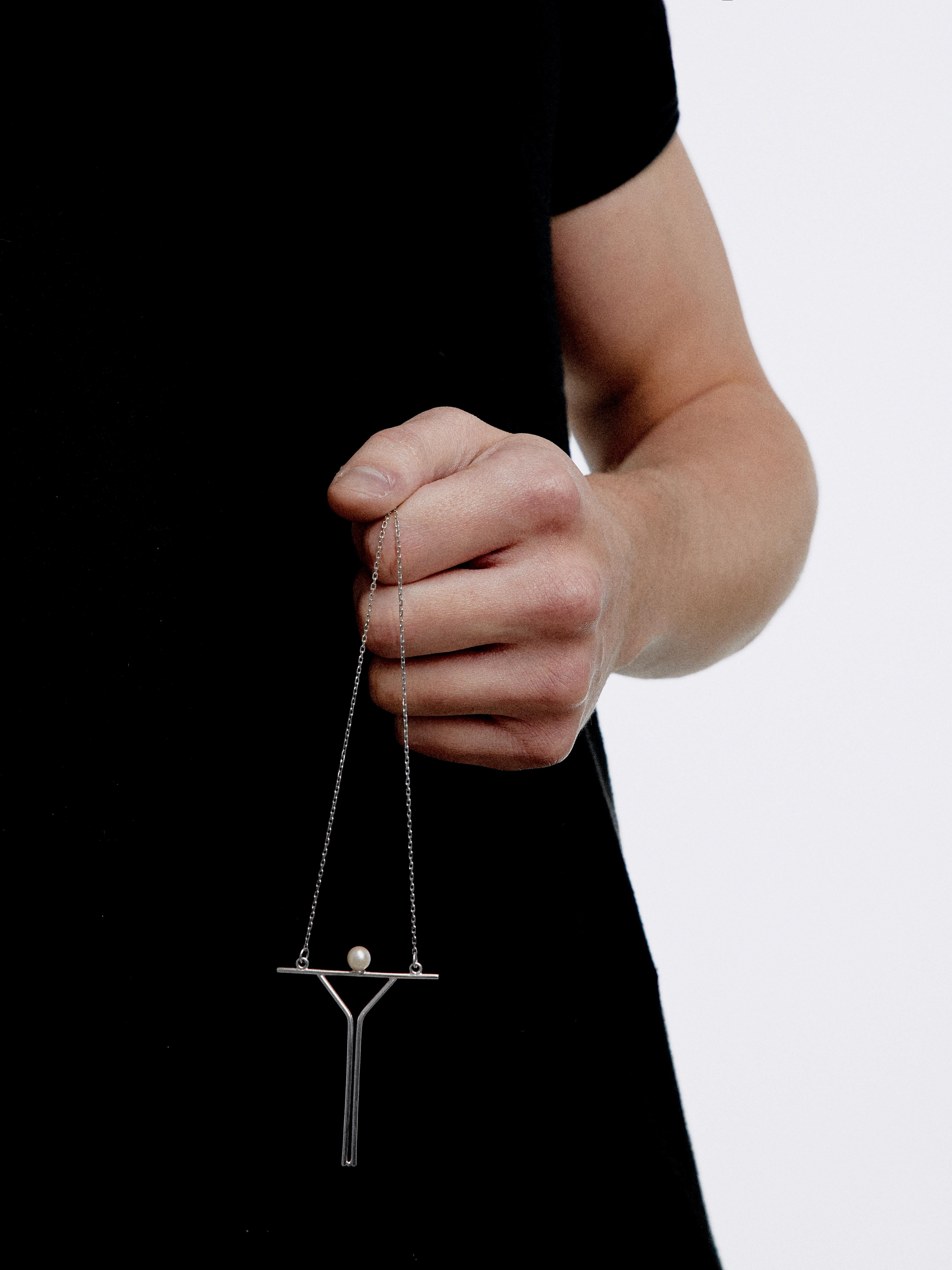 Minimalistic Pearl Contemporary Pendant on .925 Gilding Sterling Silver Chain For Sale 9