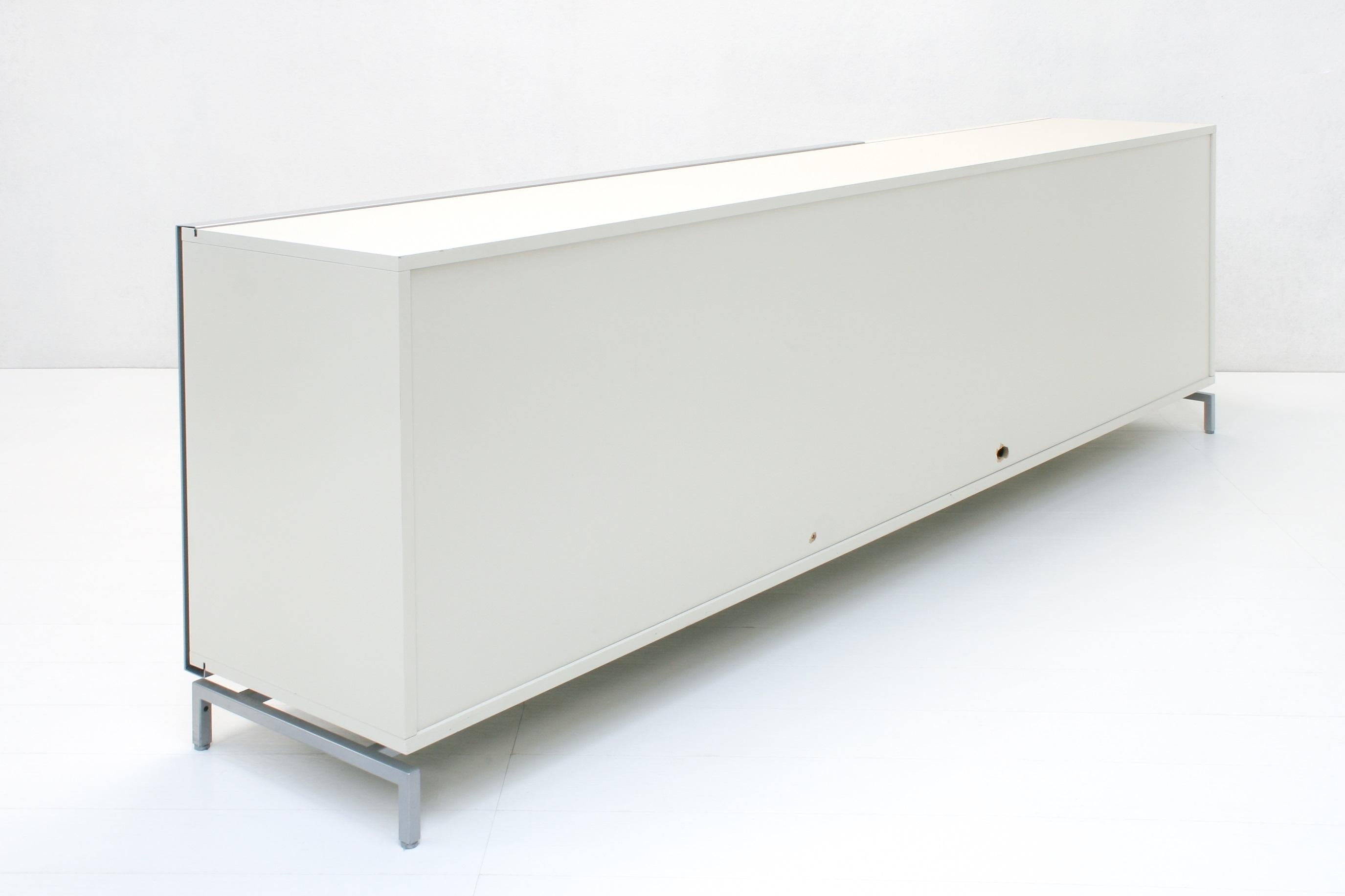 Minimalistic Slide Series Sideboard by Shigeru Uchida for Pastoe 8