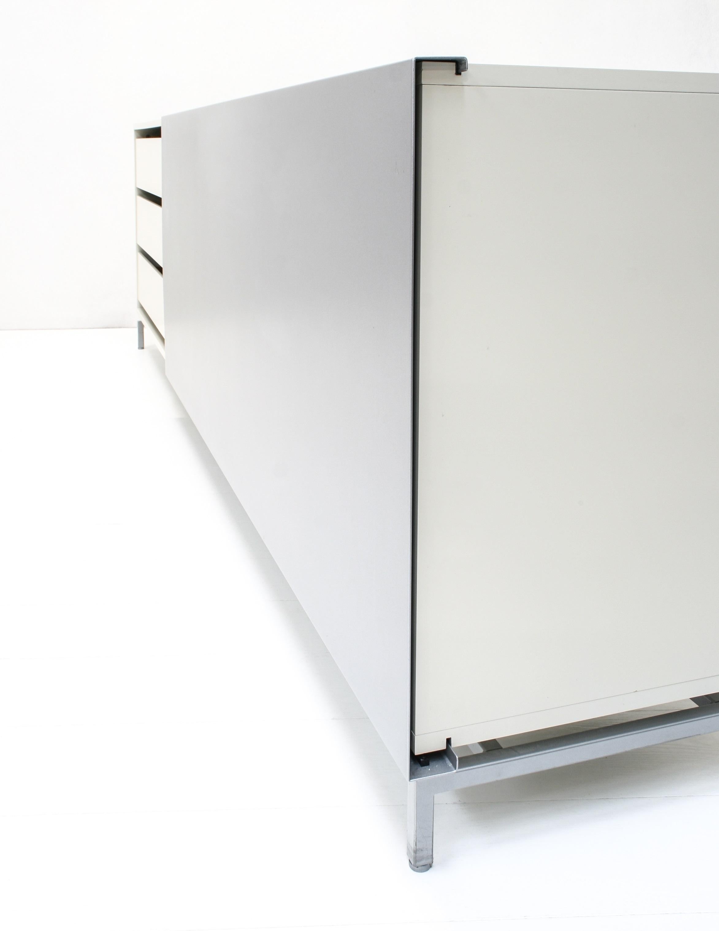 Minimalistic Slide Series Sideboard by Shigeru Uchida for Pastoe 9