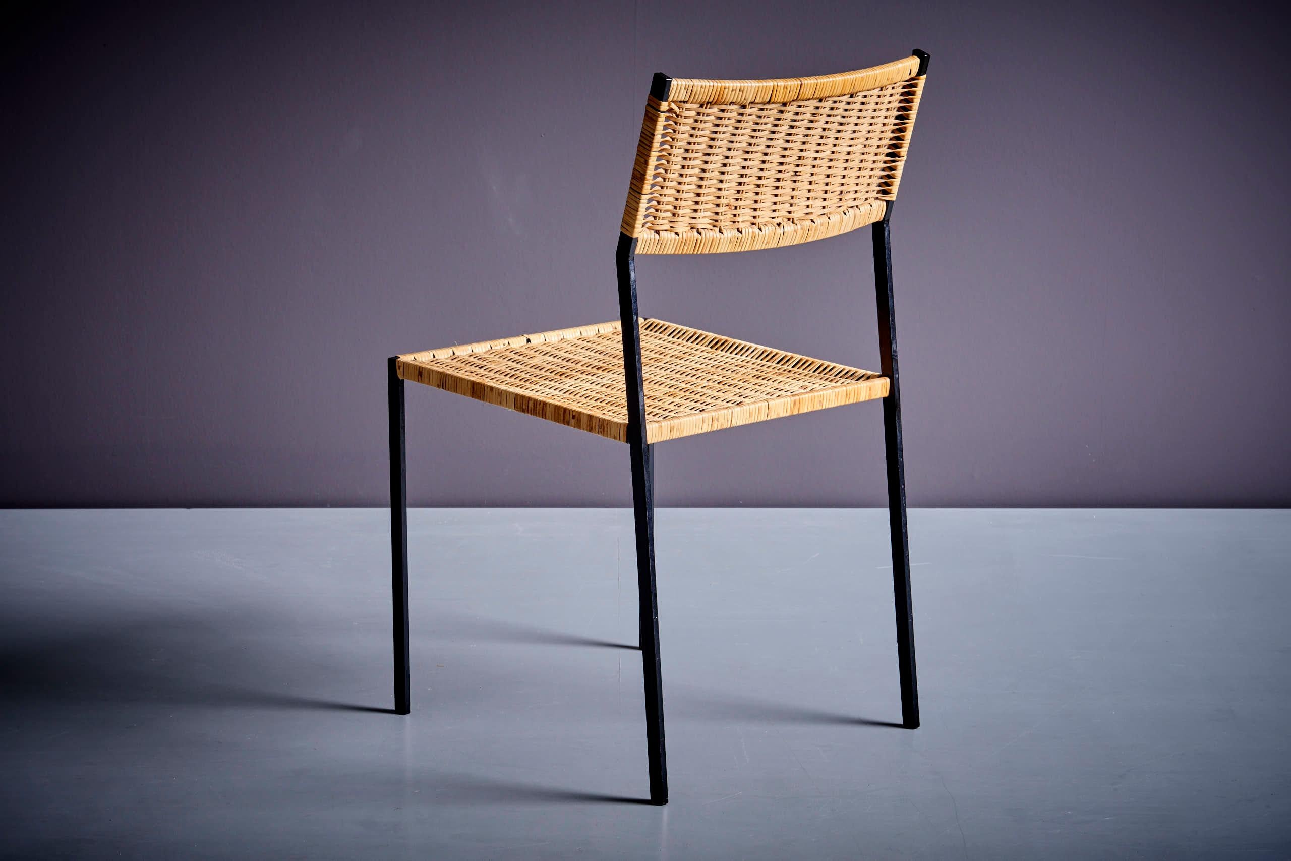 Minimalistic steel and Rattan Side Chair in the style of Martin Visser For Sale 2