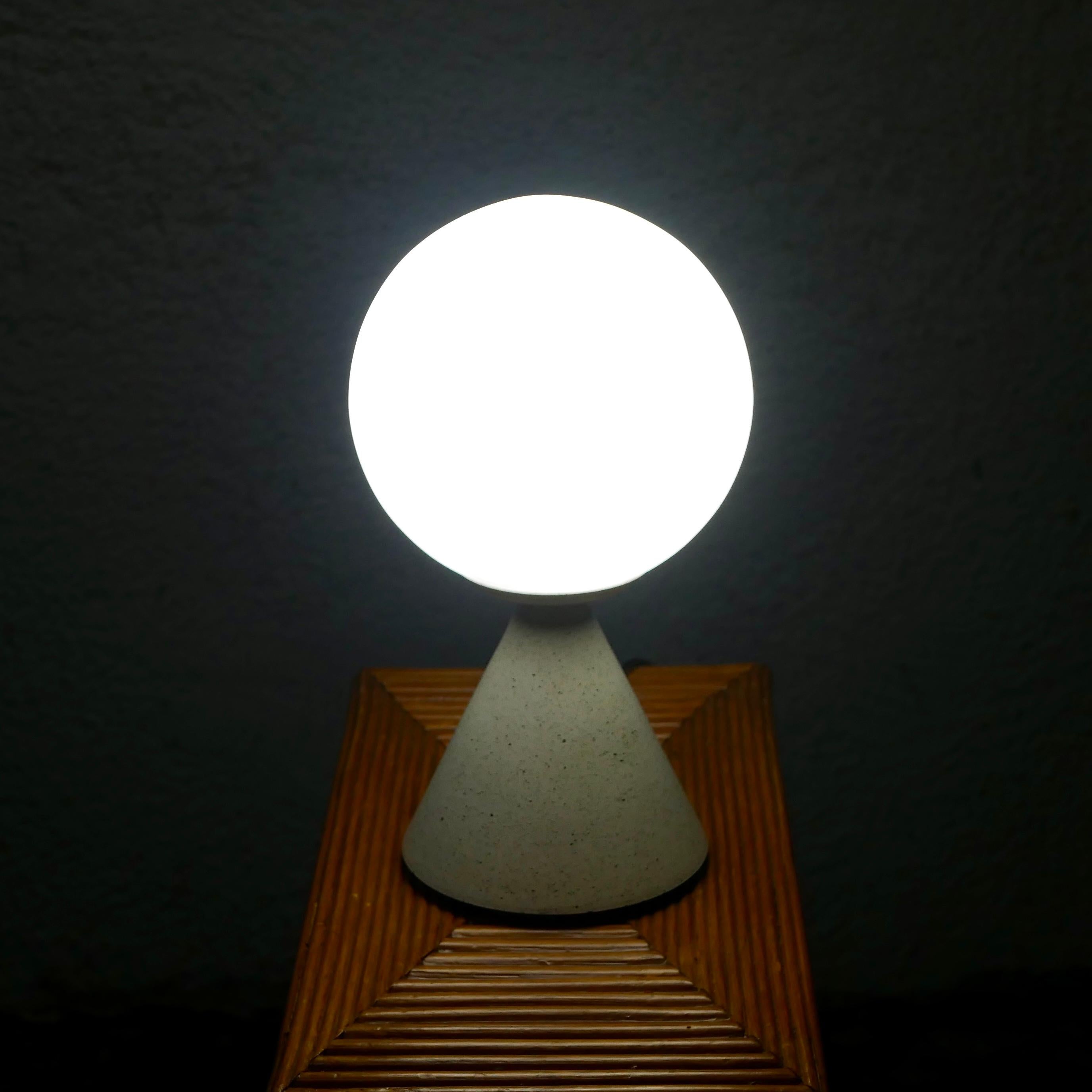 Minimalistic table lamp by SCE, France, 1980s For Sale 3