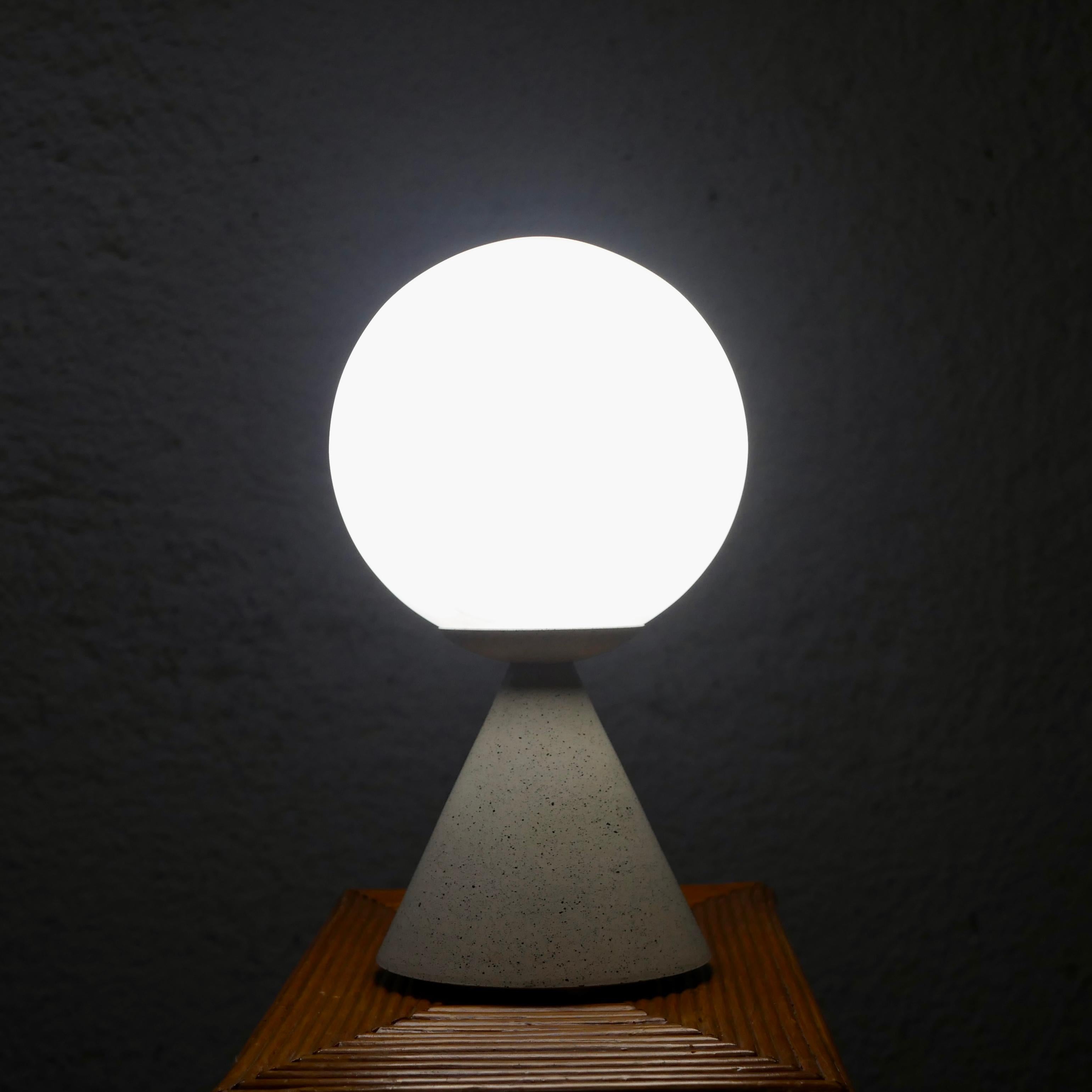 Minimalistic table lamp by SCE, France, 1980s For Sale 2