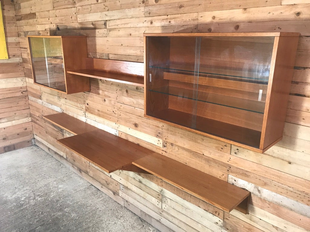 Sought after wall unit, totally free-hanging XXL sideboard / Desk, it comes with a two open cupboards (with lights), desk, two lovely floating bookshelf and 1 large shelf above the desk. Height can be adjusted as required, it is very easy to connect