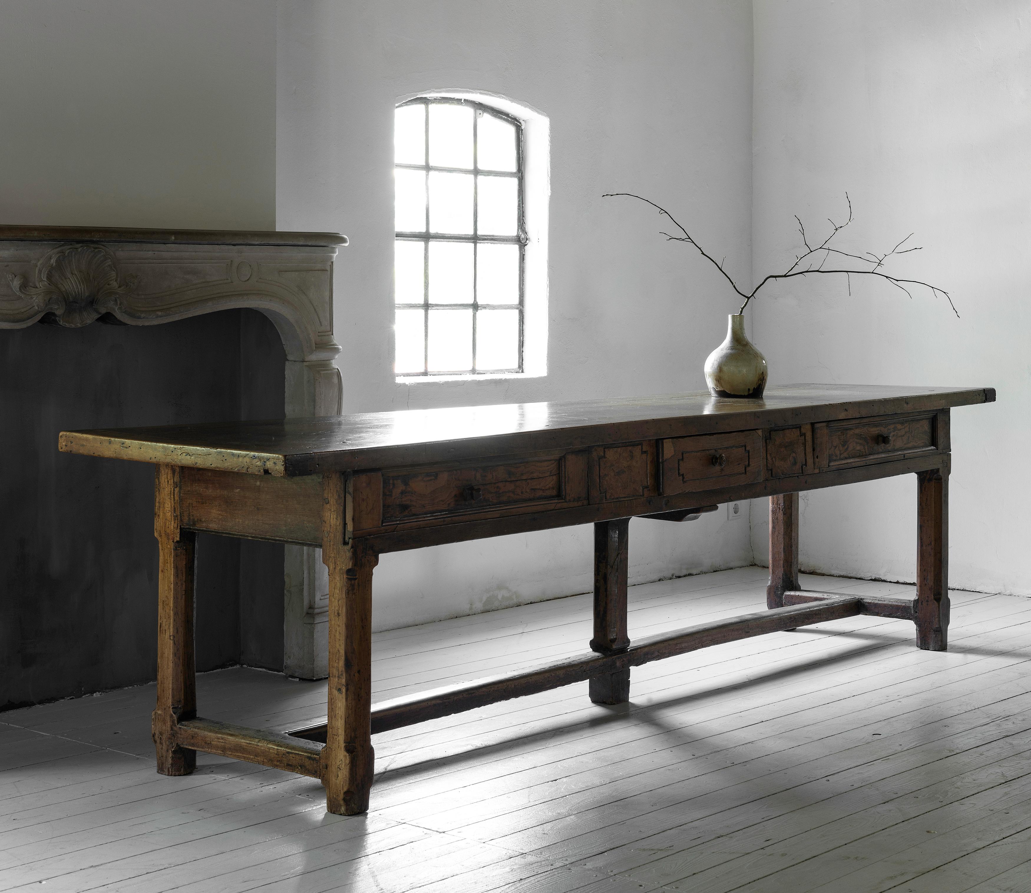 An exceptional  large French Château table built in the 17th or early 18th century with an important provenance

A beautifully patinated table with great visual impact. Timeless and works in almost any setting. The table top made of two very thick