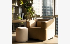 Poltrona girevole Minio Nude di Lagu