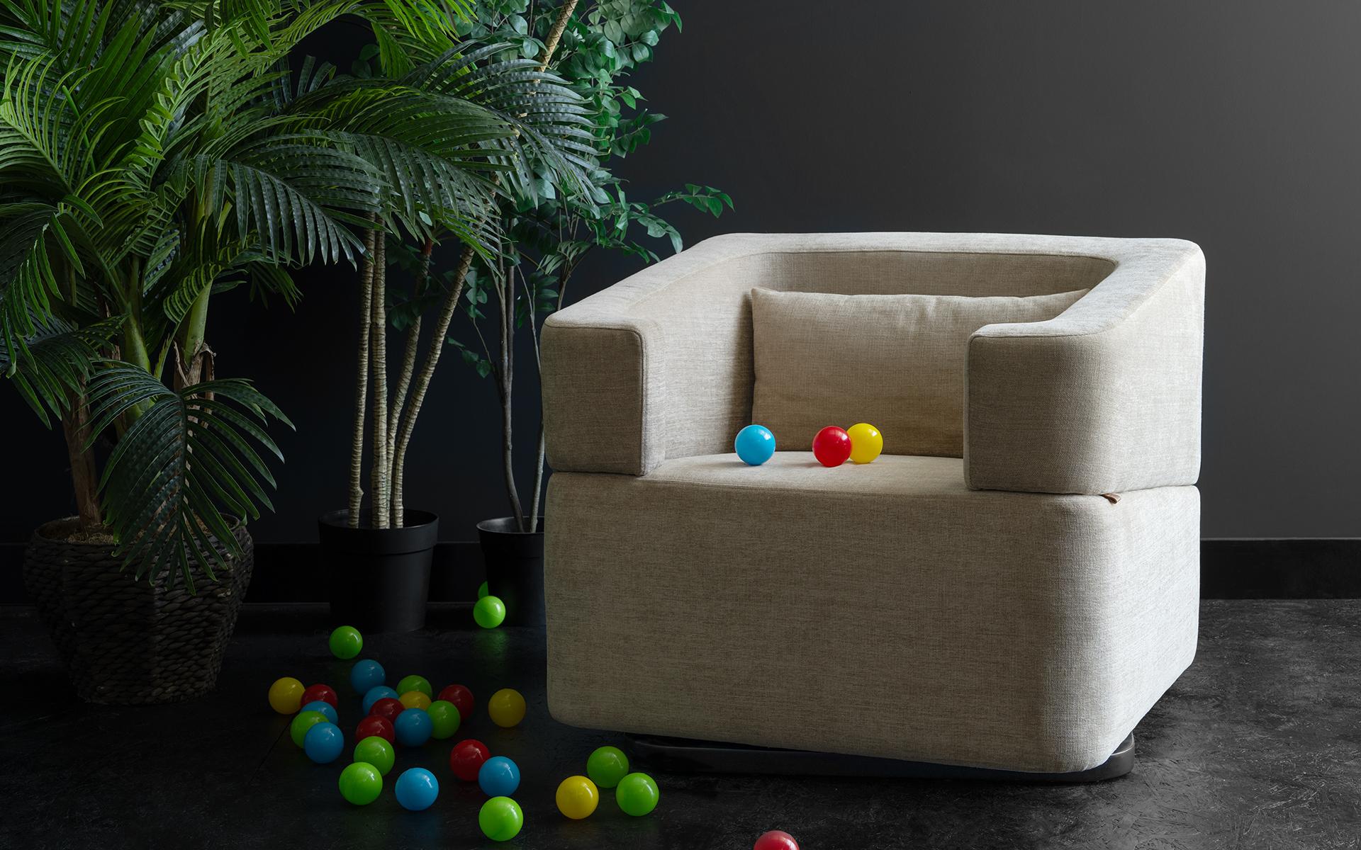 Drehsessel im Mini-Stil im Angebot 3