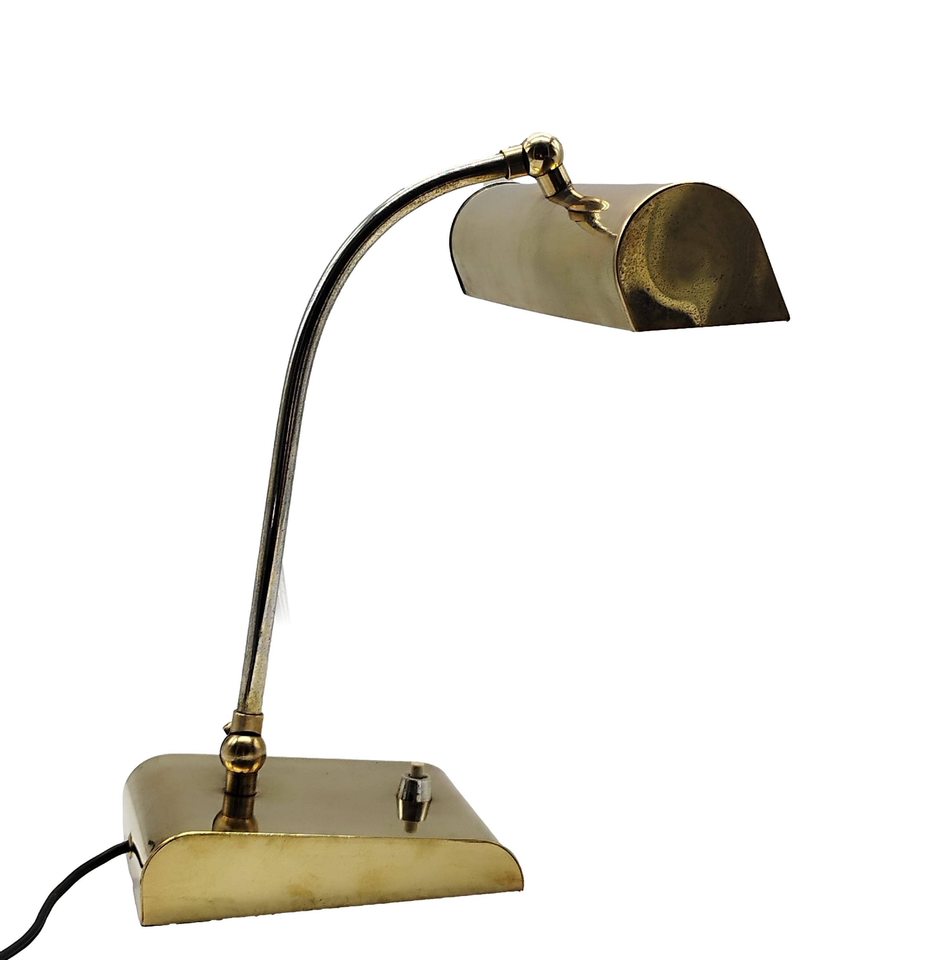 Italian Ministerial Brass Table Lamp with Swivelling Lampshade, Italy 1950s For Sale