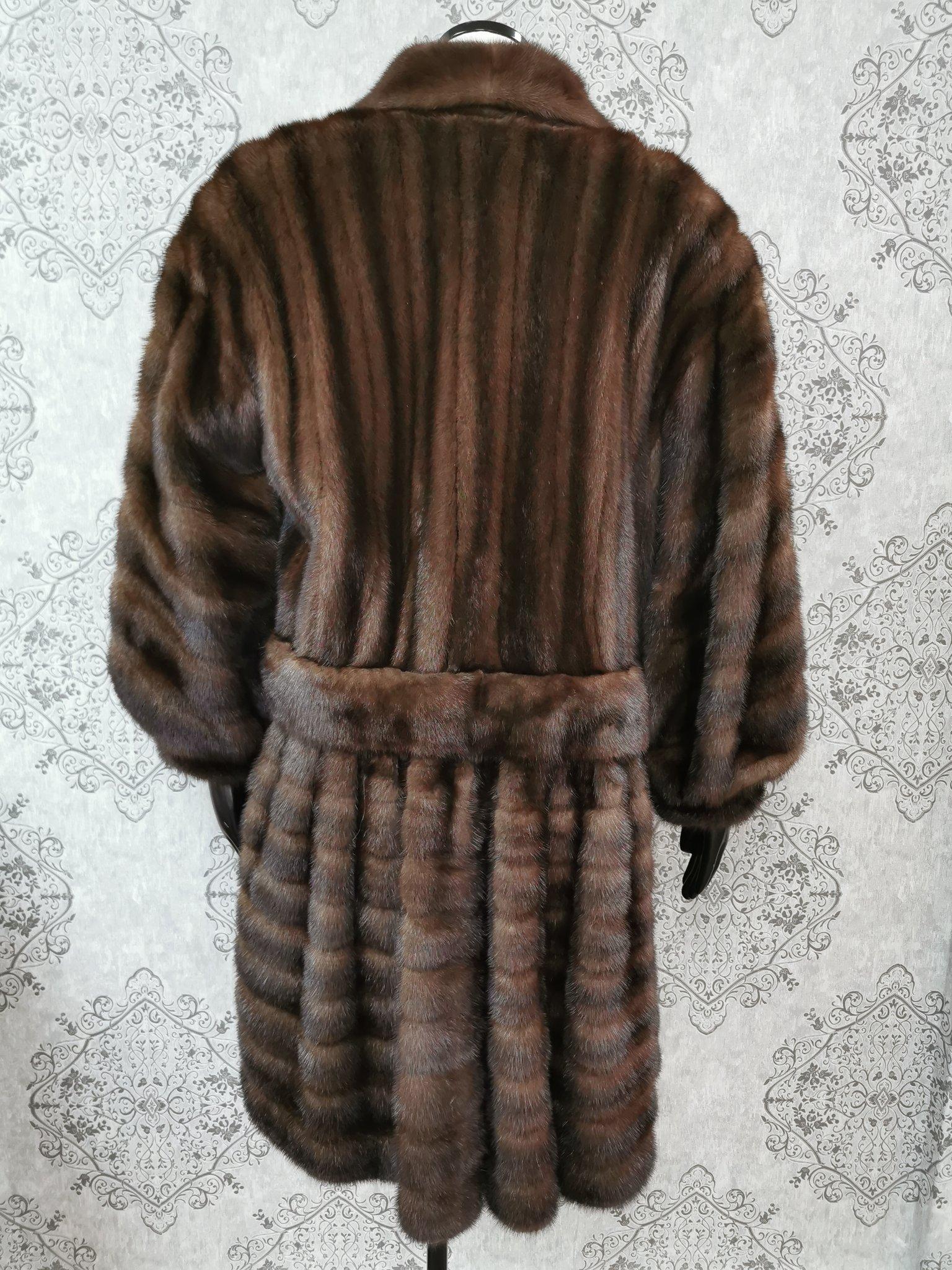 Unused demi buff wide sweep swing Mink fur coat size 10-12 1