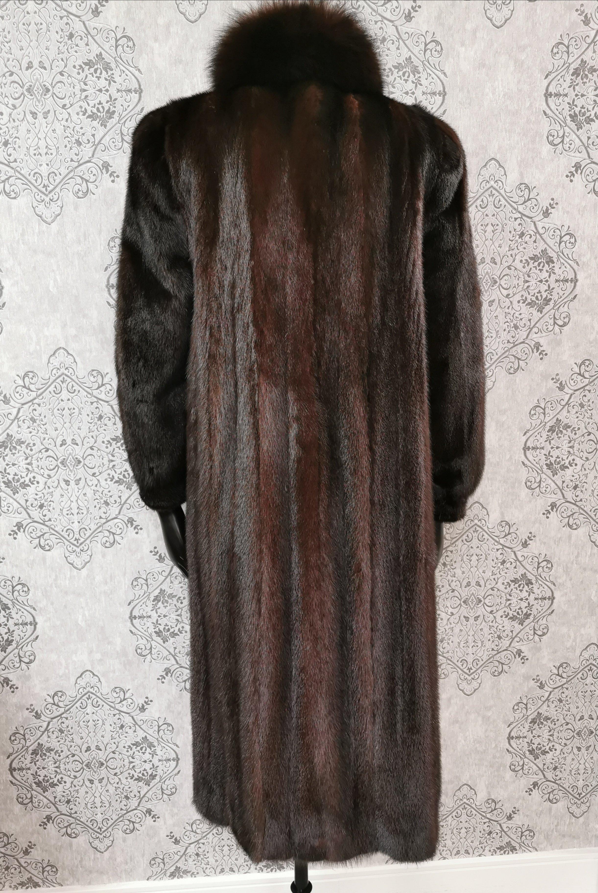 Black Unused Mink Fur Coat With Dyed Fox Fur Trim (Size 10-12/M)
