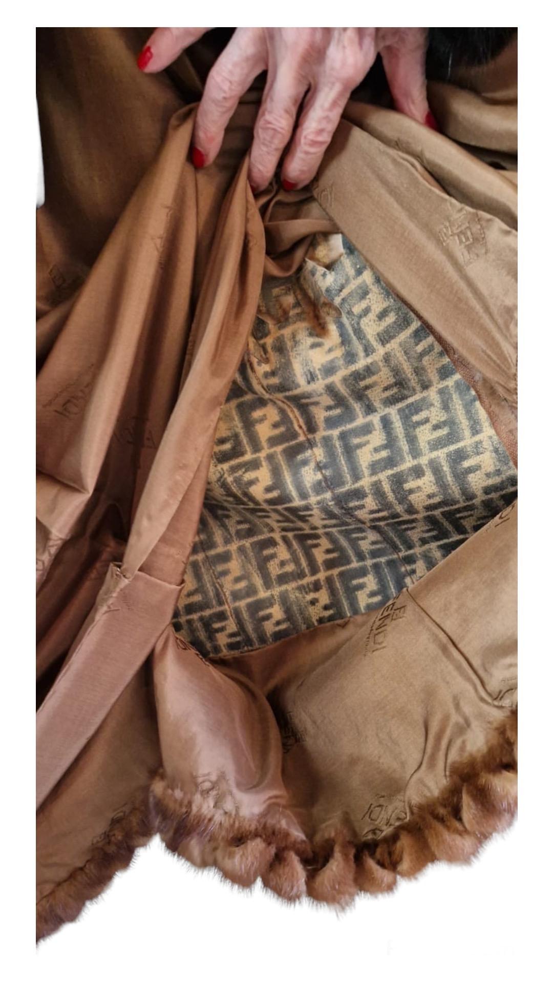 Fourrure de vison Fendi. 1