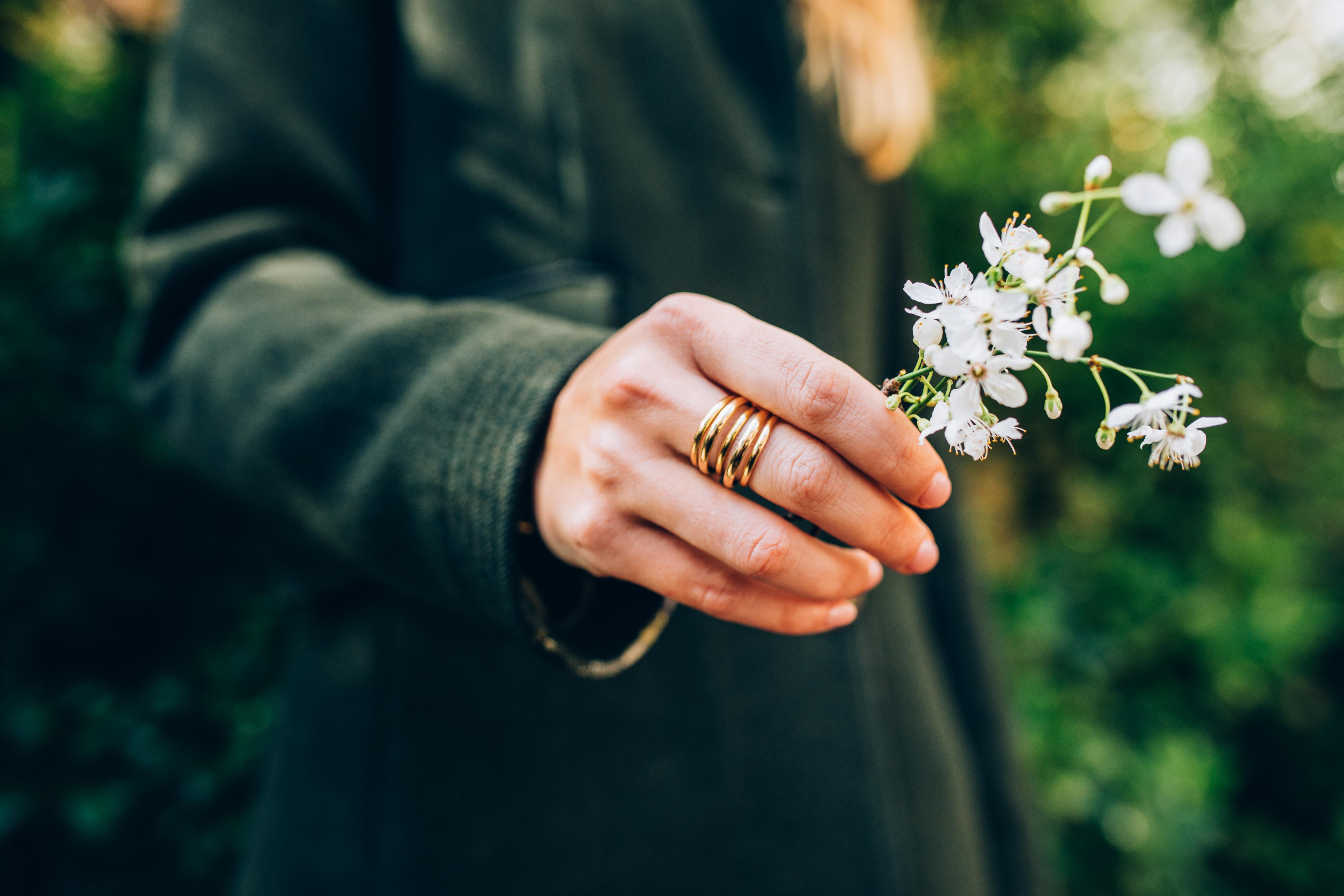 The 5 band 18 Karat gold Berlin ring is a stylish piece of jewellery for all occasions. Modern and comfortably wearable but also makes a strong statement. 

Designed and handcrafted in the UK. 

- 18 karat Yellow Gold

Order today and start building