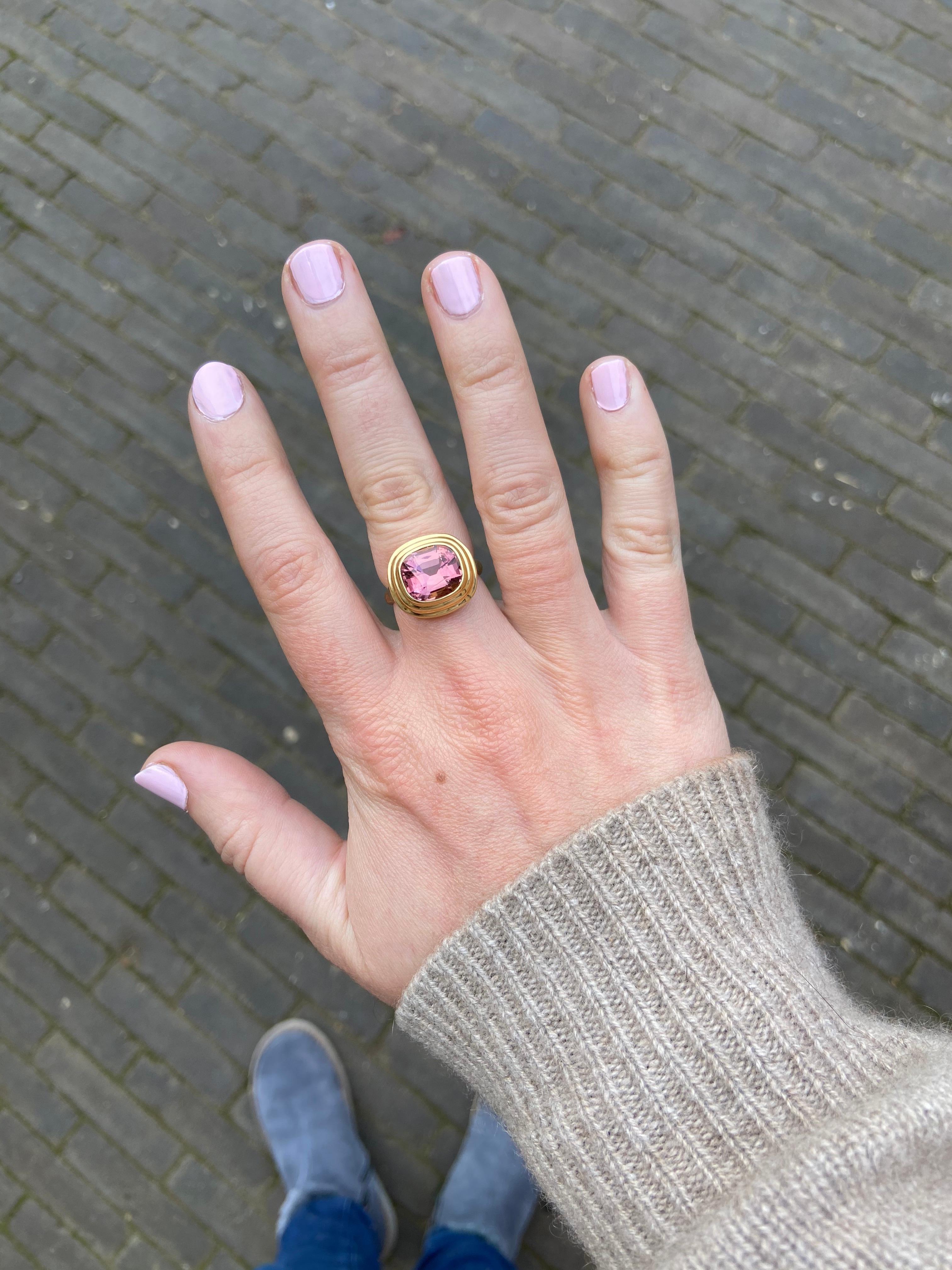 Minka Jewels, 4.80 Carat Pink Tourmaline Athena Ring in 18 Karat Yellow Gold In New Condition In London, GB