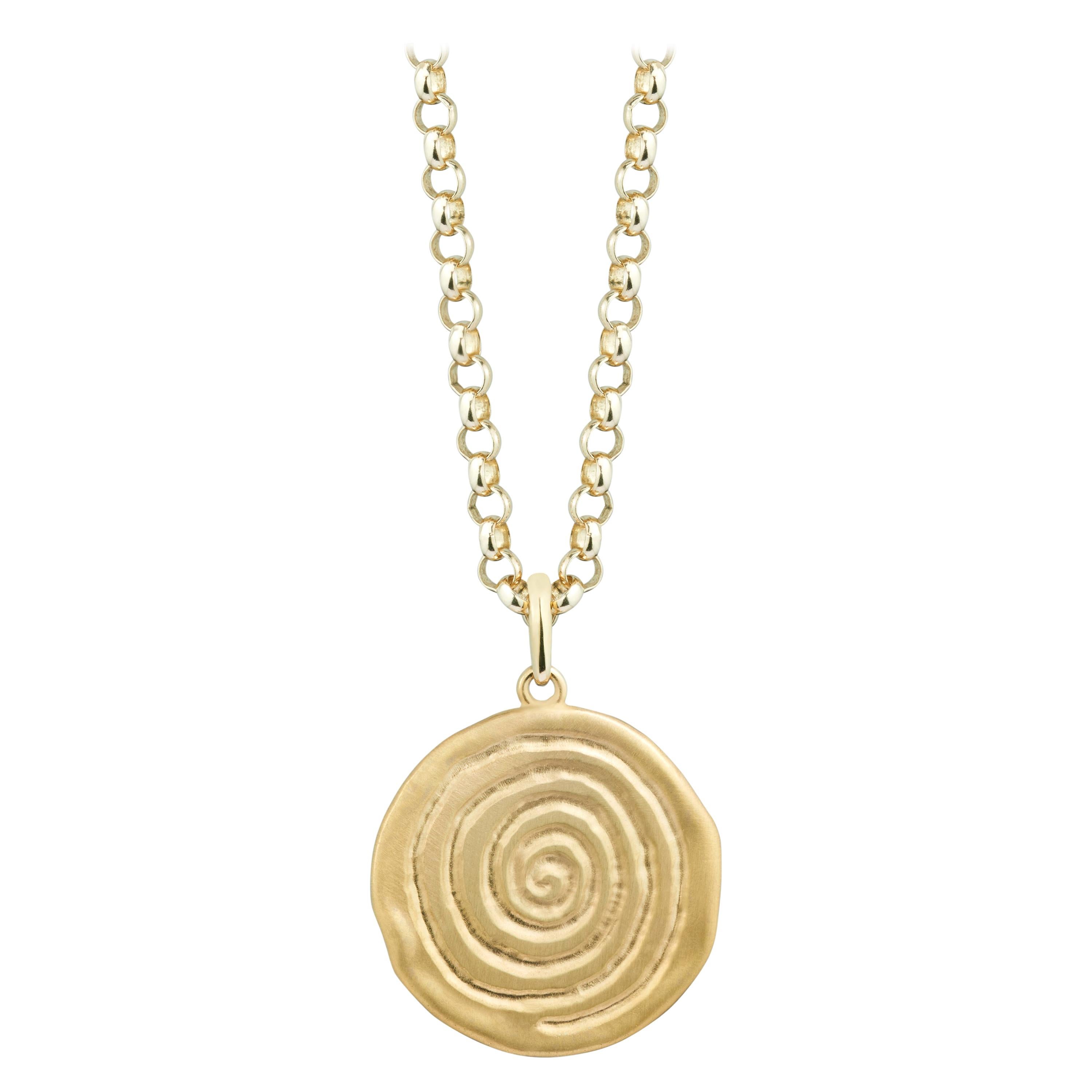 9 Karat Yellow Gold Infinity Spiral Disc Necklace with Chain
