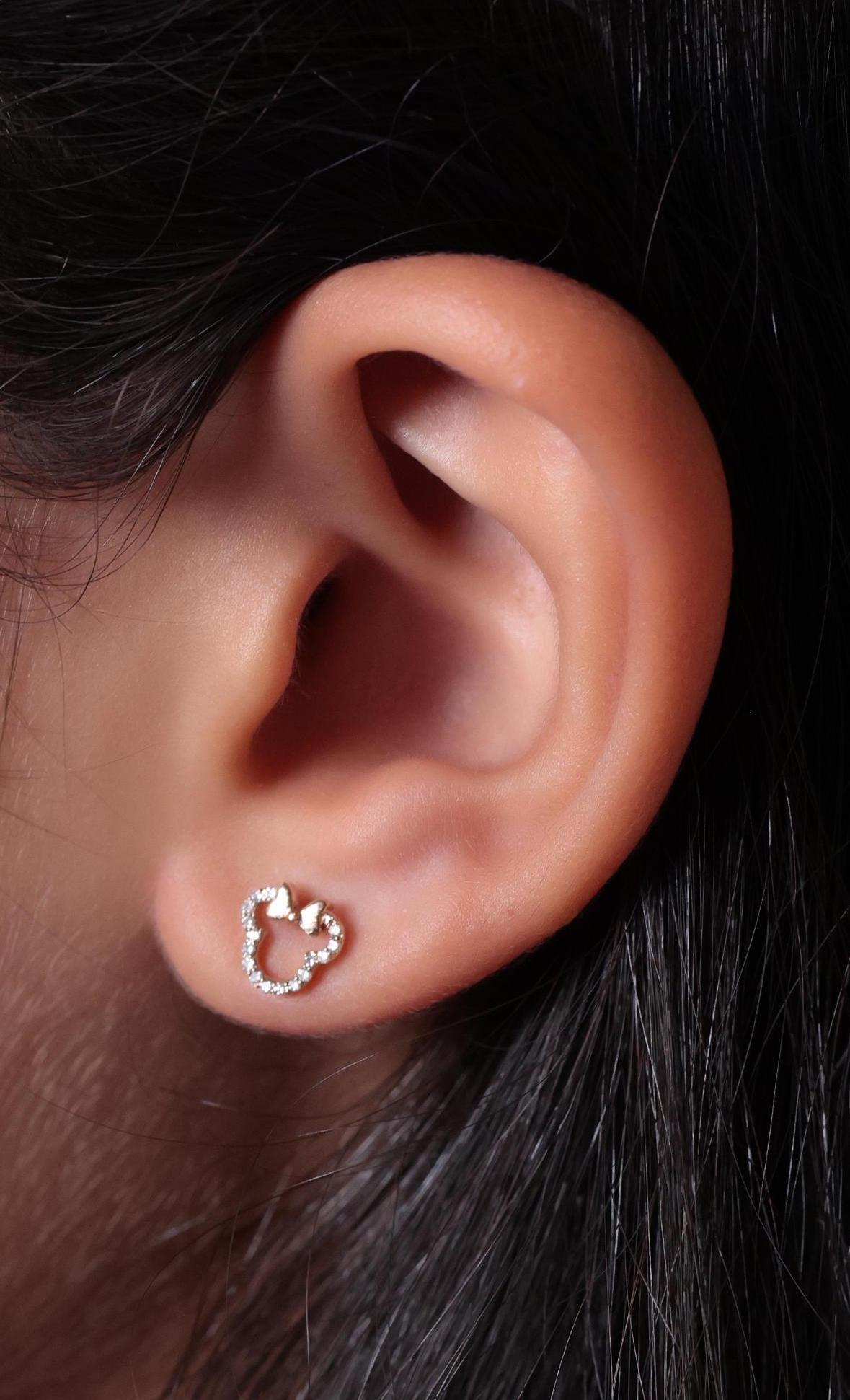 Pendientes infantiles de diamantes de Minnie Mouse en oro macizo de 14 quilates (certificado) Art Decó en venta