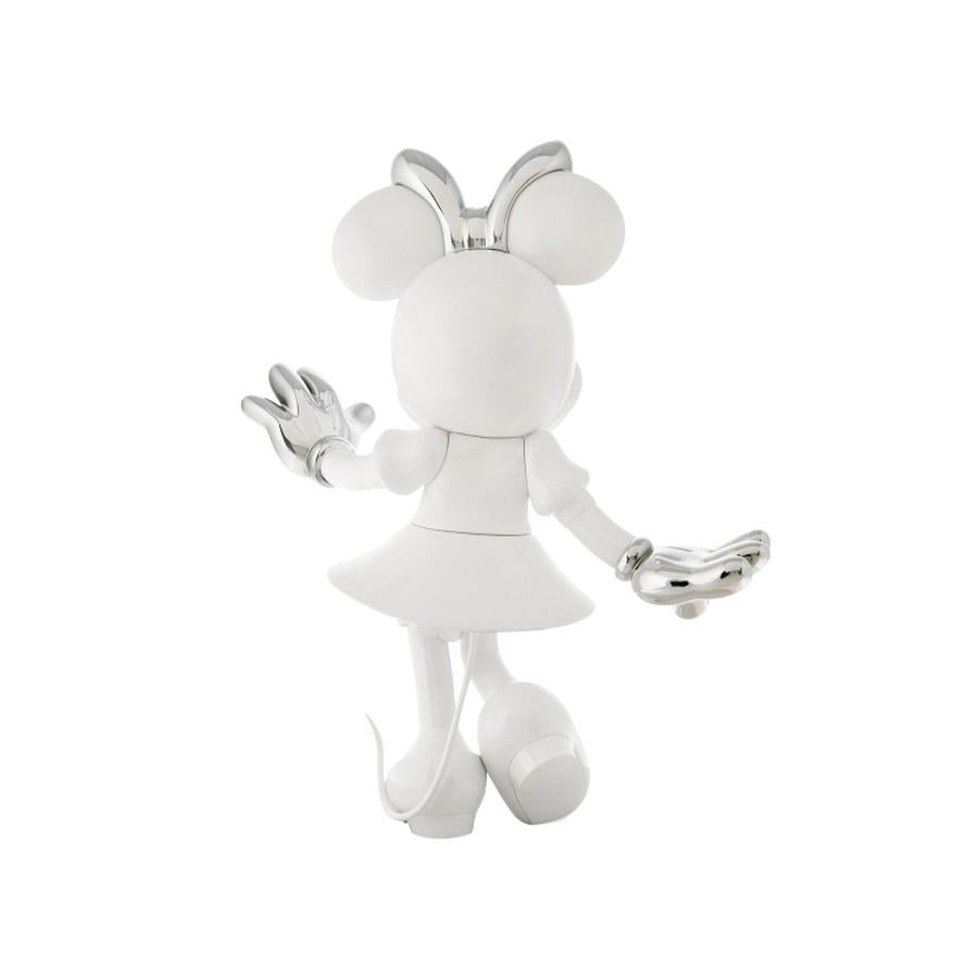 Auf Lager in Los Angeles, Minnie Mouse Weiß & Silber, Pop-Skulptur-Figur (21. Jahrhundert und zeitgenössisch)
