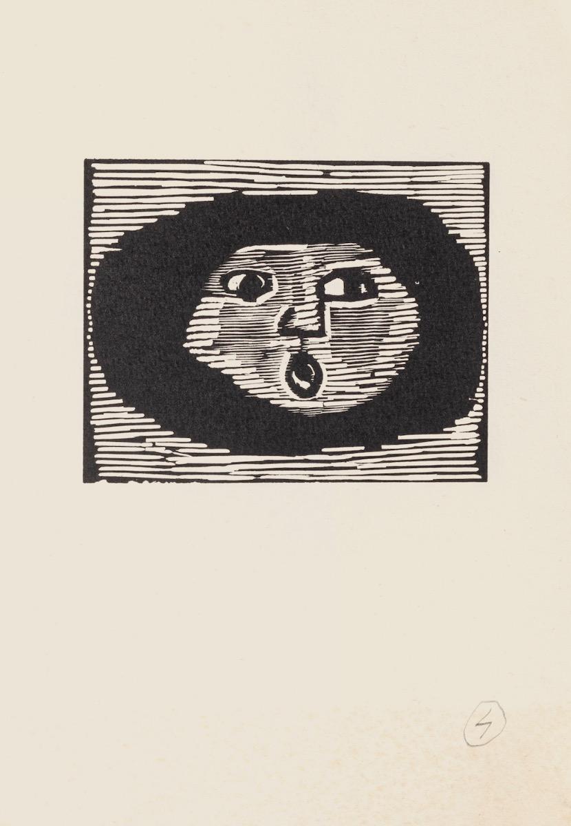 The Round Face is an original modern artwork realized in the mid-20th Century by the Italian artist Mino Maccari (Siena, 1898 - Rome, 1989).

Original woodcut on paper.

Very good conditions.

The artwork represents a round face in black and white,