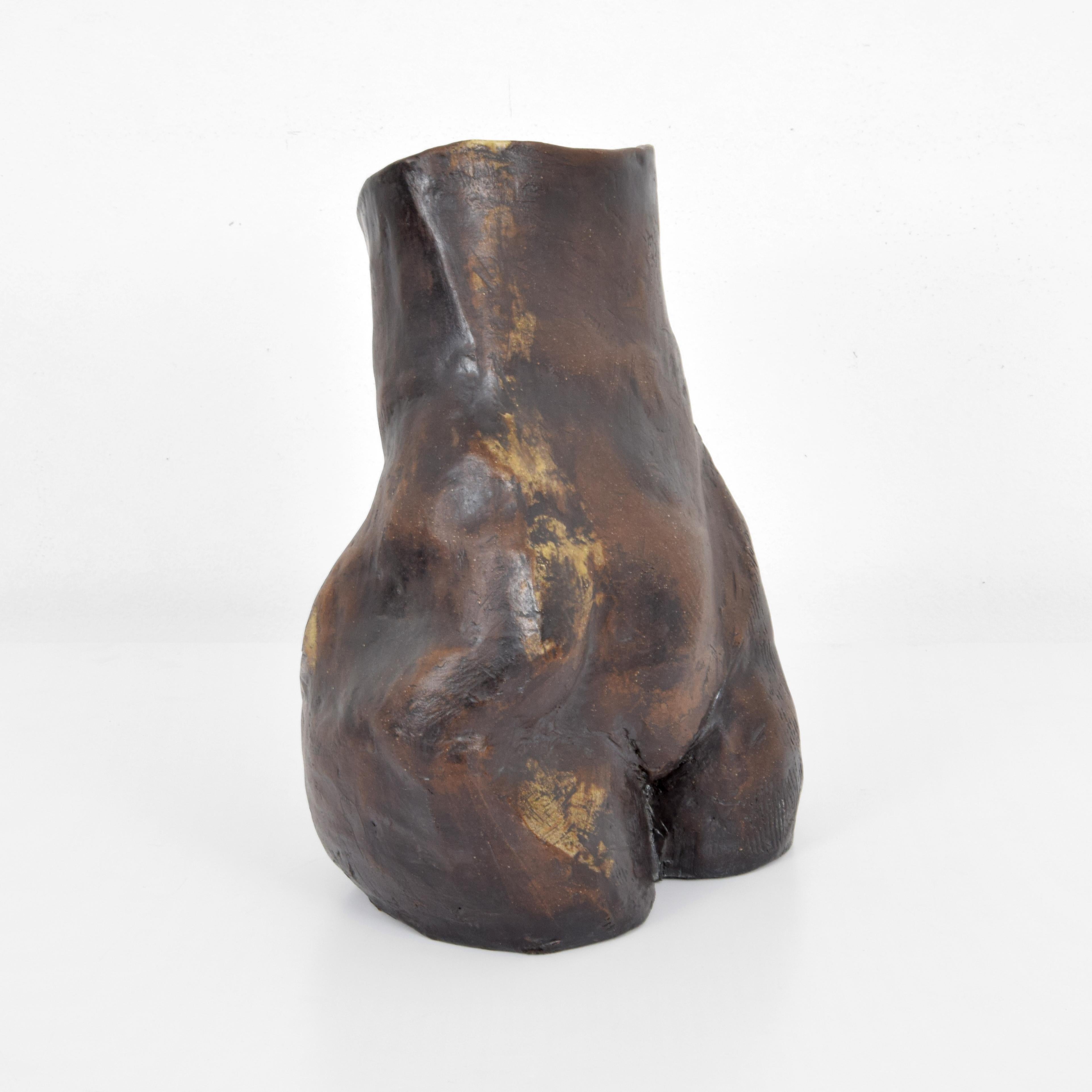 Grande scultura/vasca con torso di Mino Rosso in vendita 5