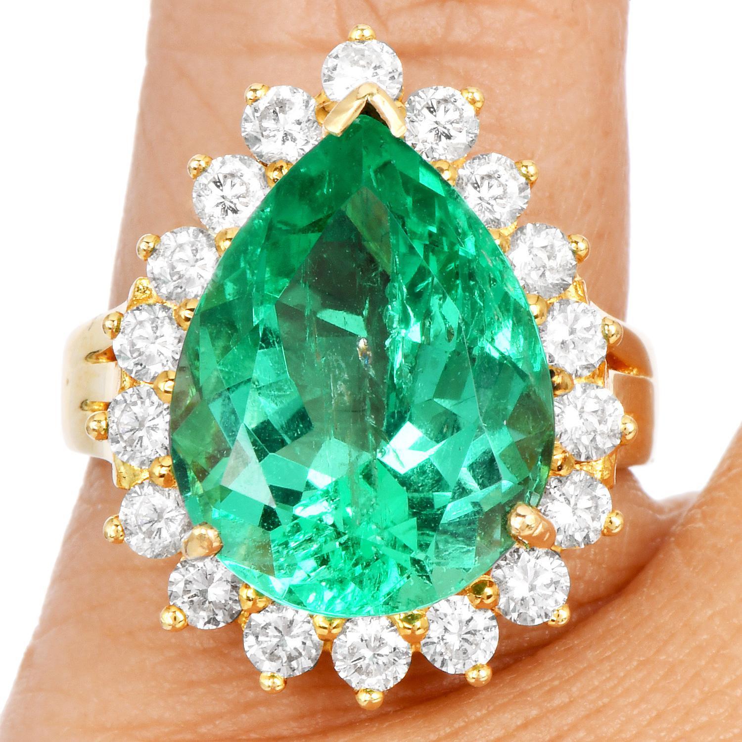 Minor Columbian Emerald 8.95cts Diamond Halo 18K Cocktail Ring  For Sale 3