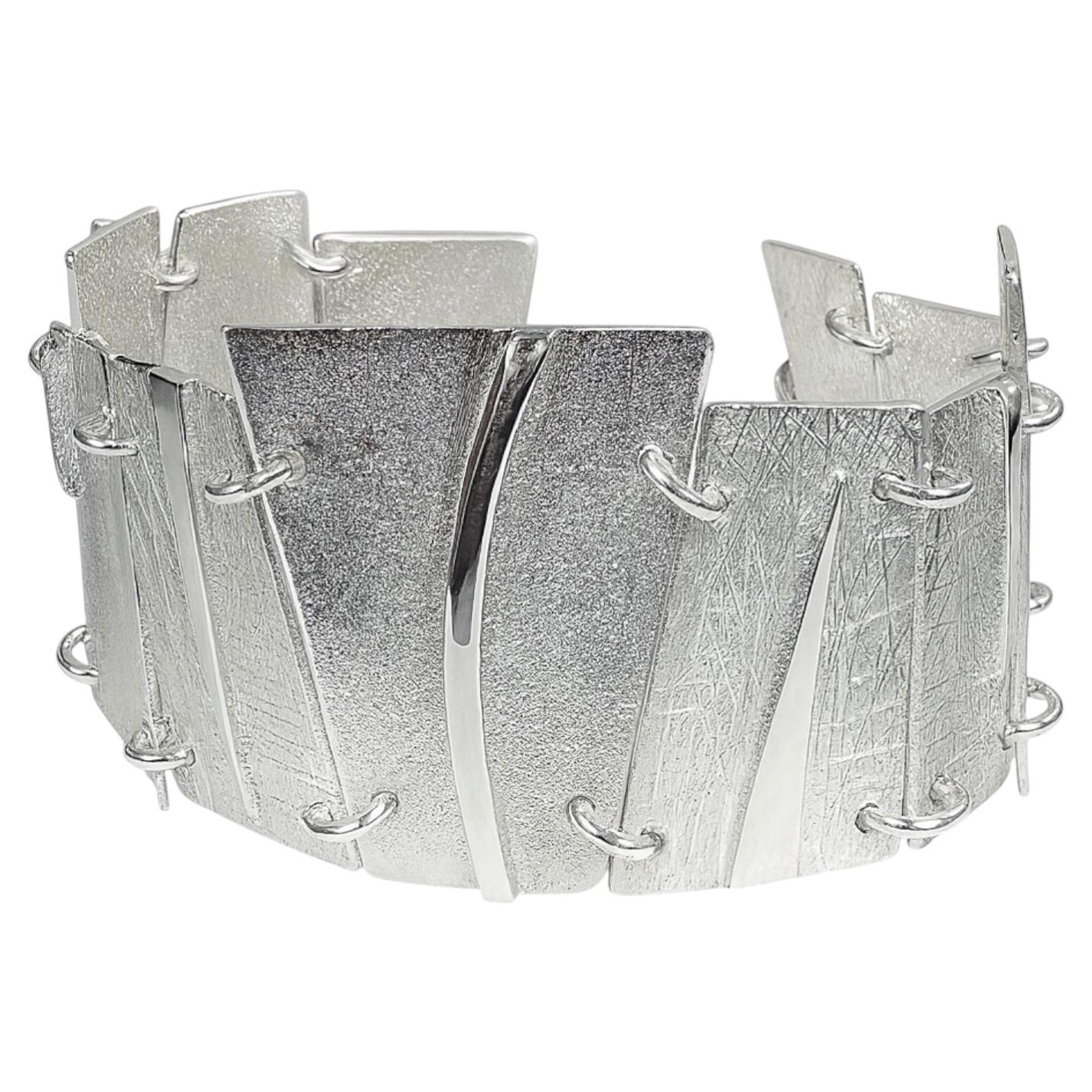 Minos Bracelet in Silver 950 by Lucía Rovira