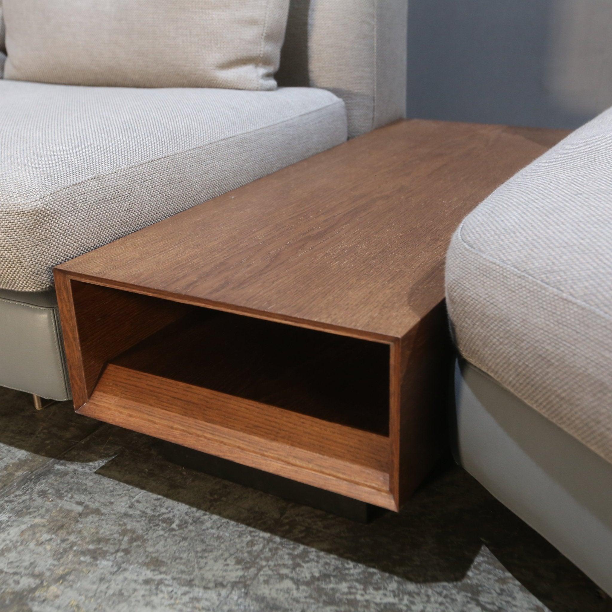 Sofá y mesa Minotti Aluminio