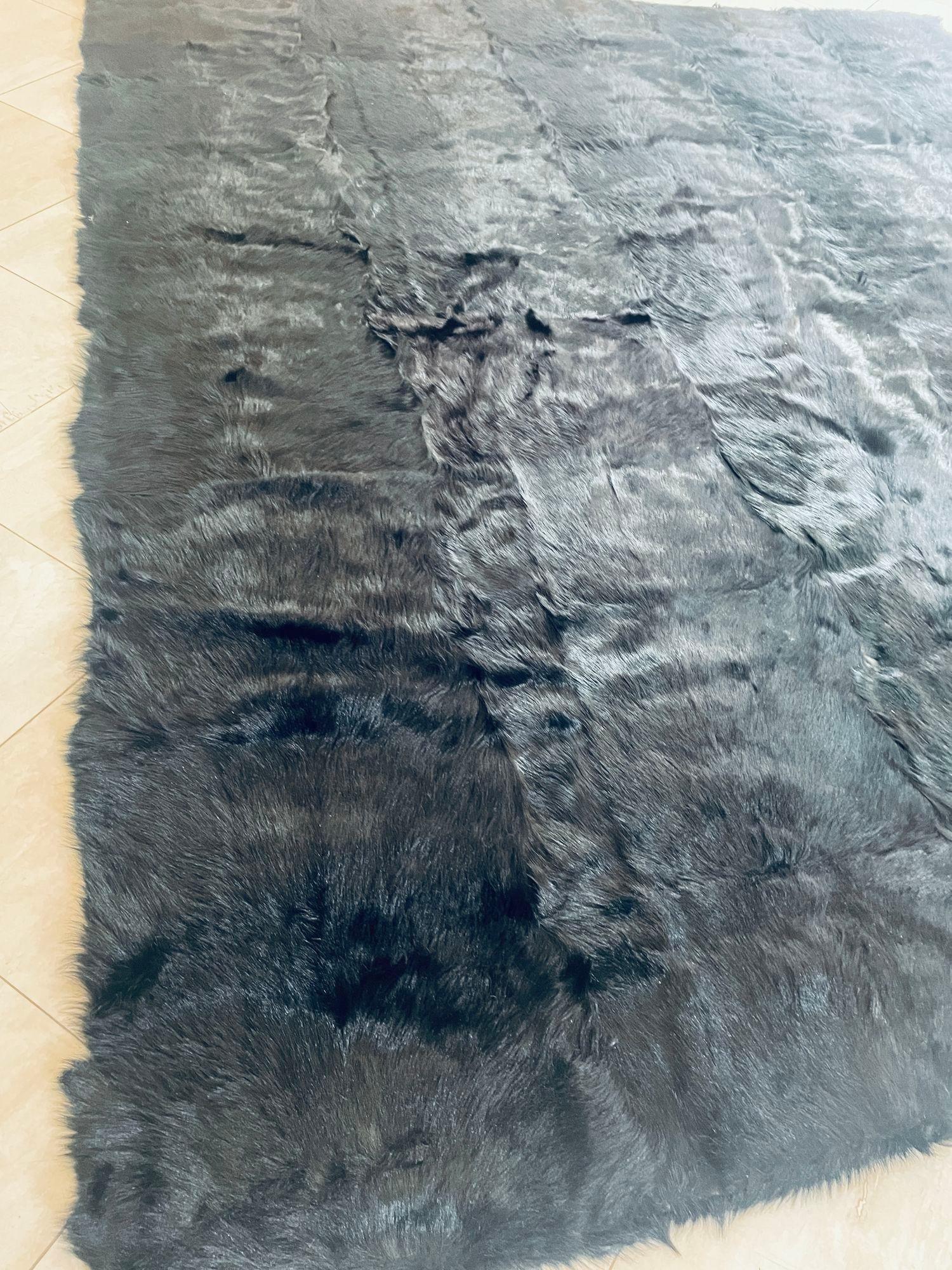 Minotti Alps-Teppich aus schwarzem Schafsfell Italien im Angebot 8