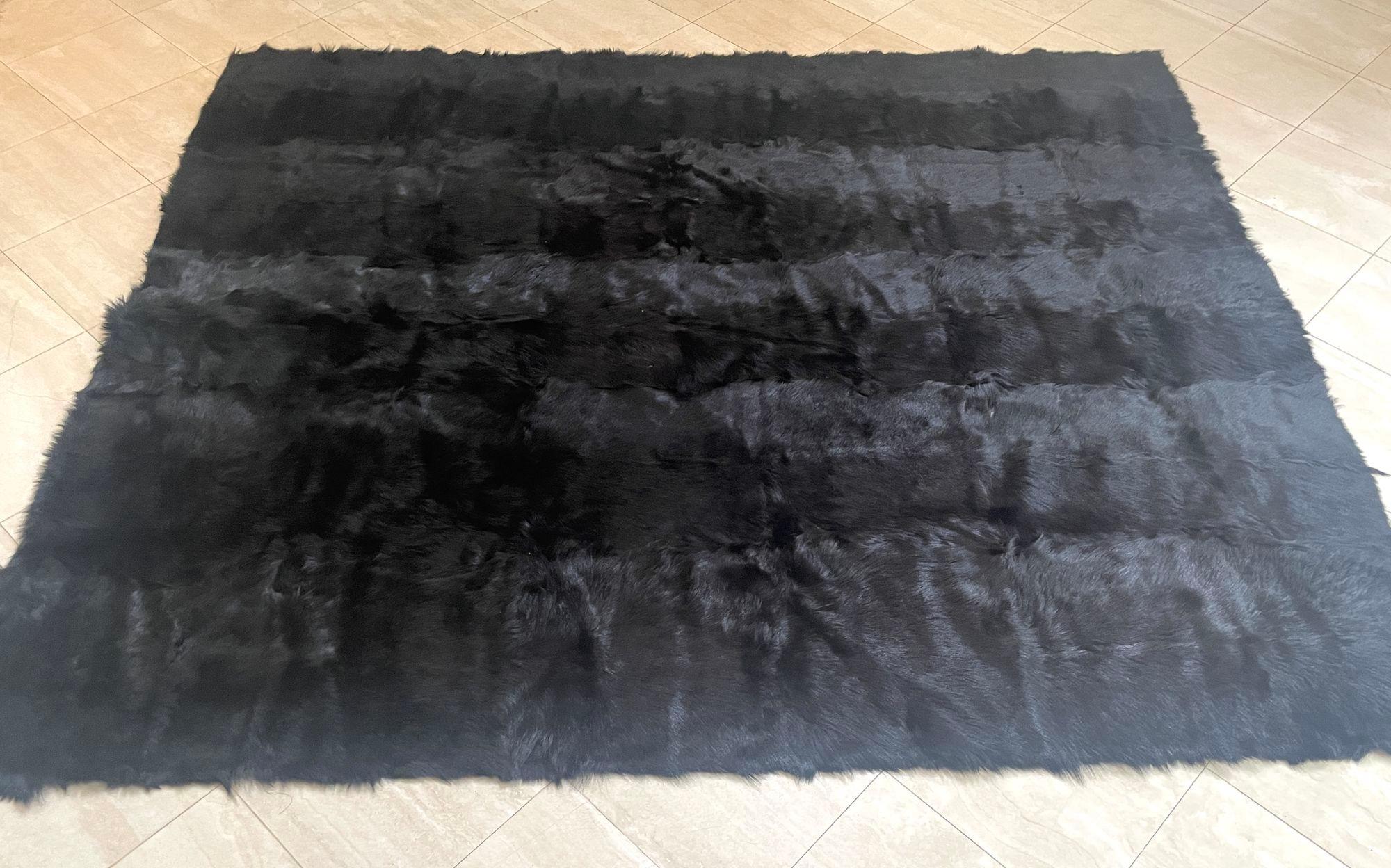 Modern Minotti Alps Rug Black Sheepskin Italy For Sale