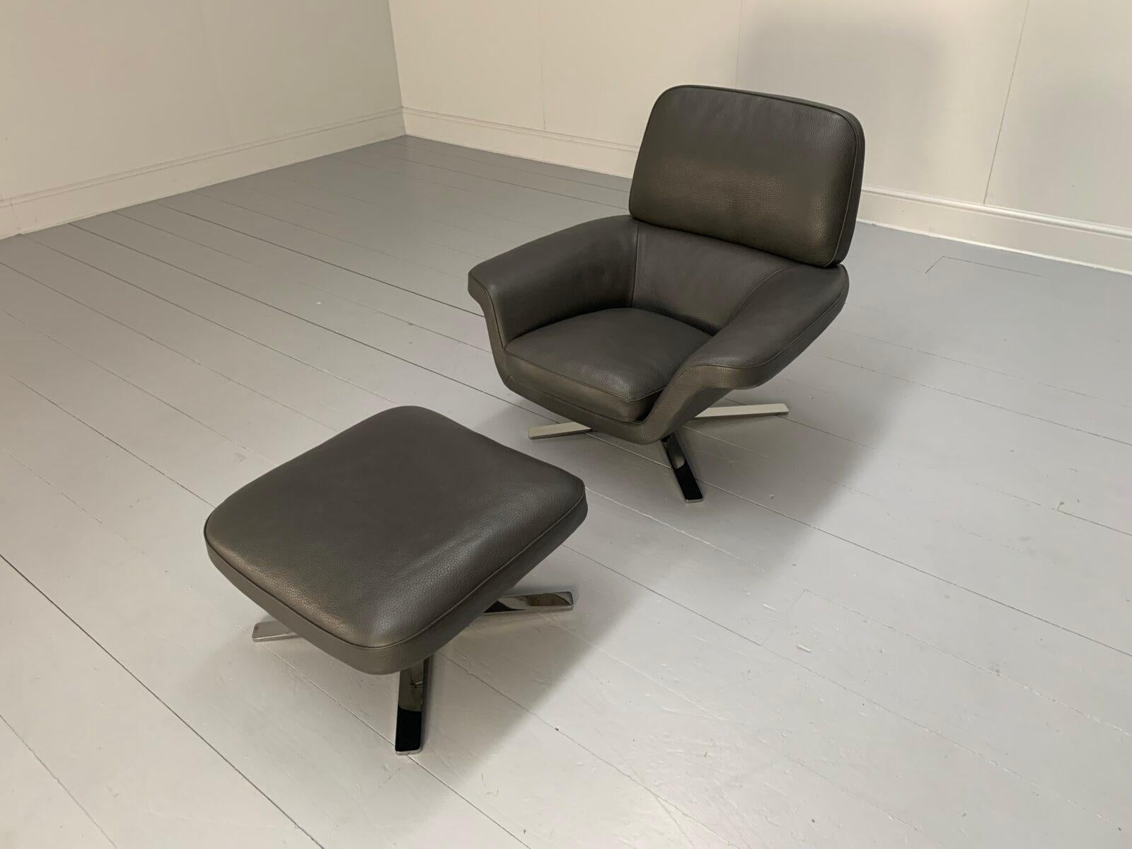 Minotti “Blake Soft” Armchair & Footstool – In Dark Grey “Pelle” Leather In Good Condition In Barrowford, GB