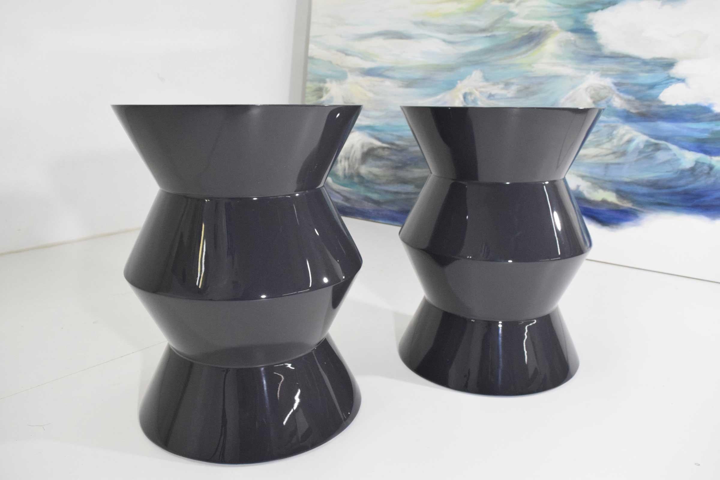 Minotti Cesar Style Side Table in Dark Blue Gray Lacquer In Good Condition In Dallas, TX
