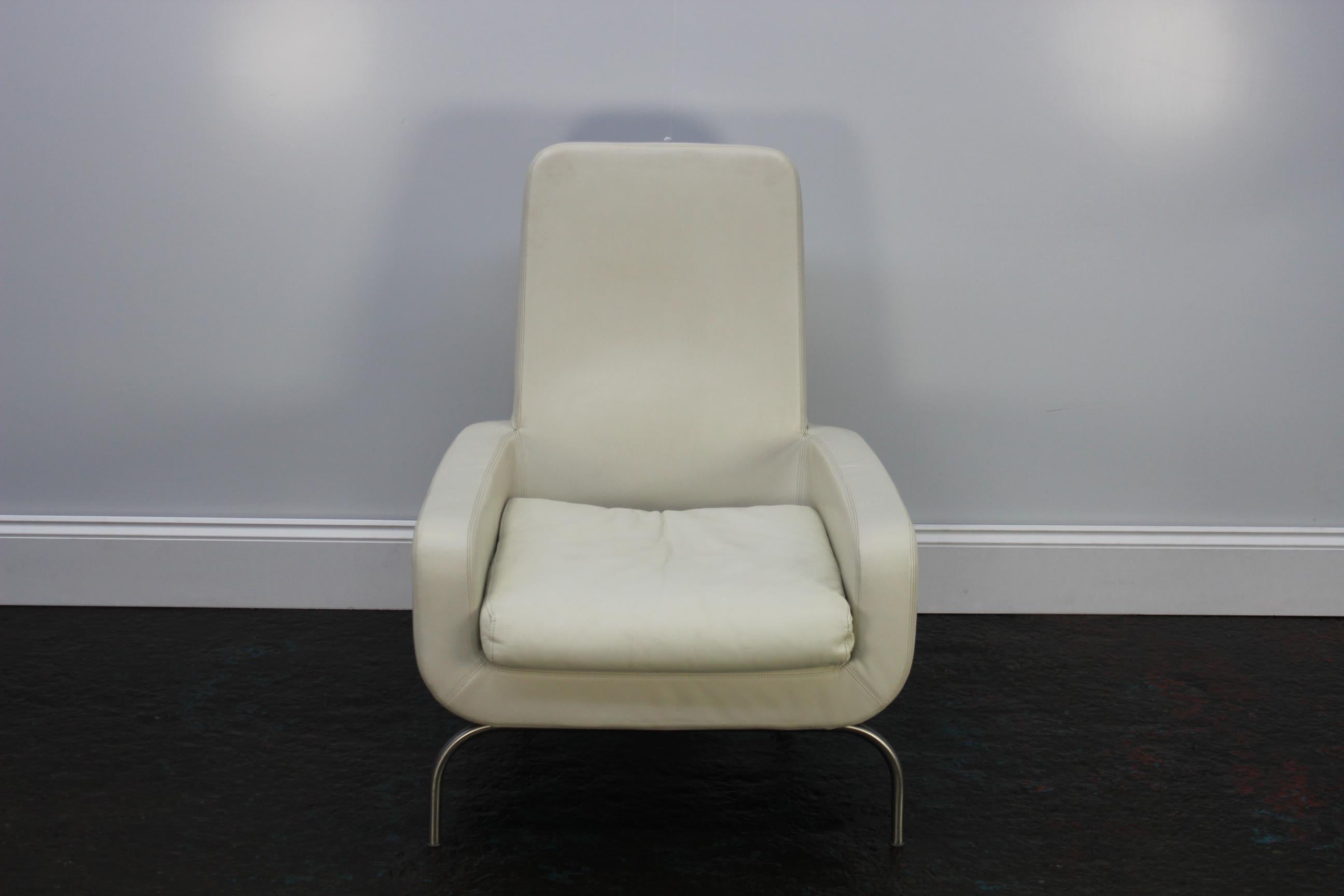 Minotti Dubuffet Sessel aus elfenbeinfarbenem Leder von Rodolfo Dordoni (Metallarbeit) im Angebot