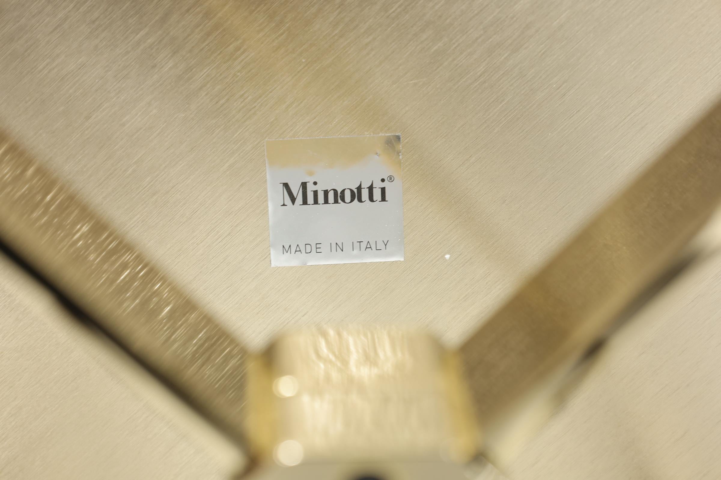 Tavolino Minotti Ellis con finitura oro lucido in vendita 4