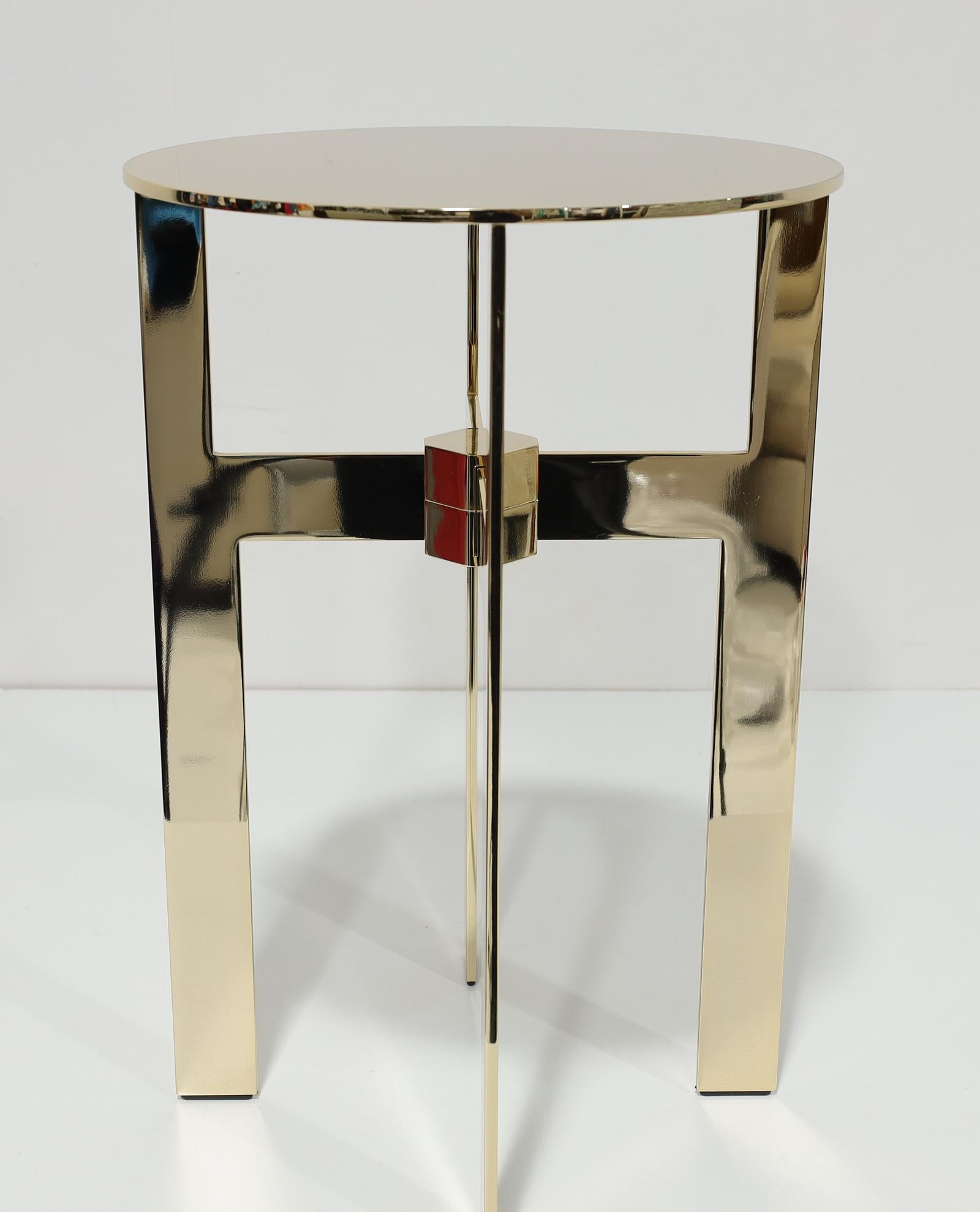 Acciaio Tavolino Minotti Ellis con finitura oro lucido in vendita