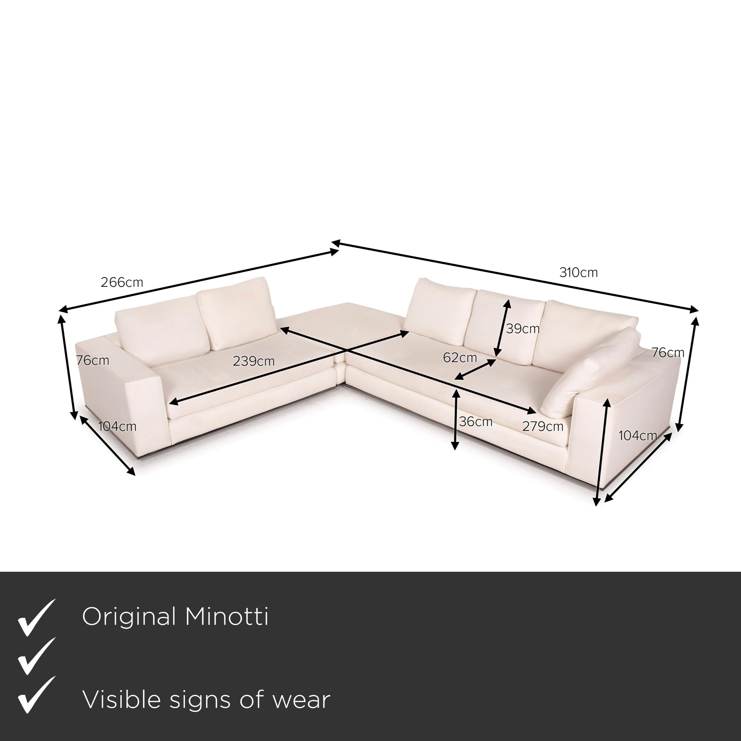 We present to you a Minotti Hamilton fabric sofa ivory corner sofa module.


 Product measurements in centimeters:
 

Depth: 104
Width: 266
Height: 76
Seat height: 36
Rest height: 56
Seat depth: 62
Seat width: 239
Back height: 39.
 