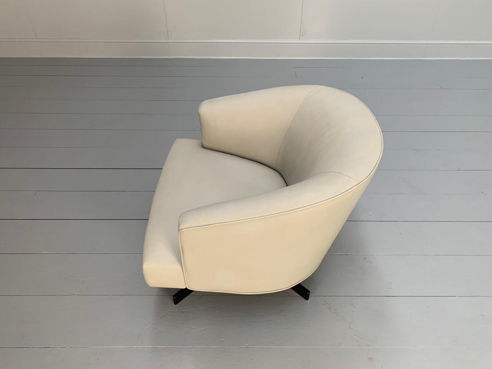 Minotti “Martin” Armchair – In Ivory “Pelle” Leather For Sale 3