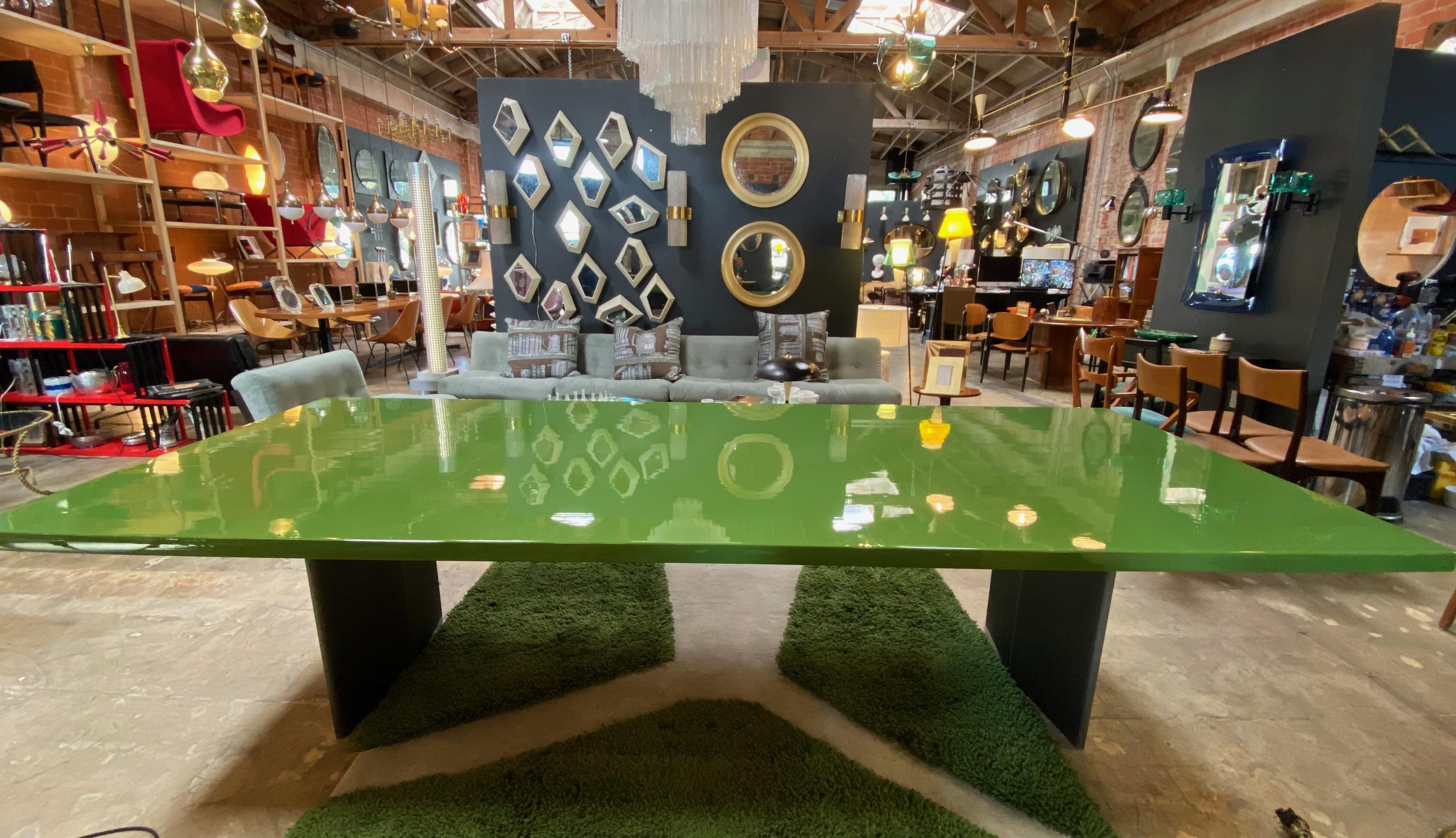 Minotti Midcentury Light Green Rectangular Dining Table, Italy, 1980s In Good Condition In Los Angeles, CA