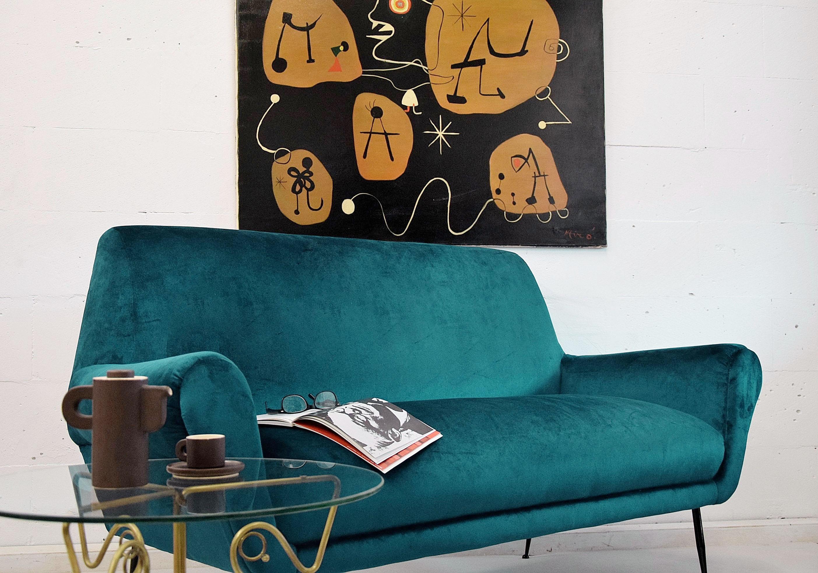 Minotti Mid-Century Modern Turquoise Sofa by Gigi Radice In Good Condition In Weesp, NL