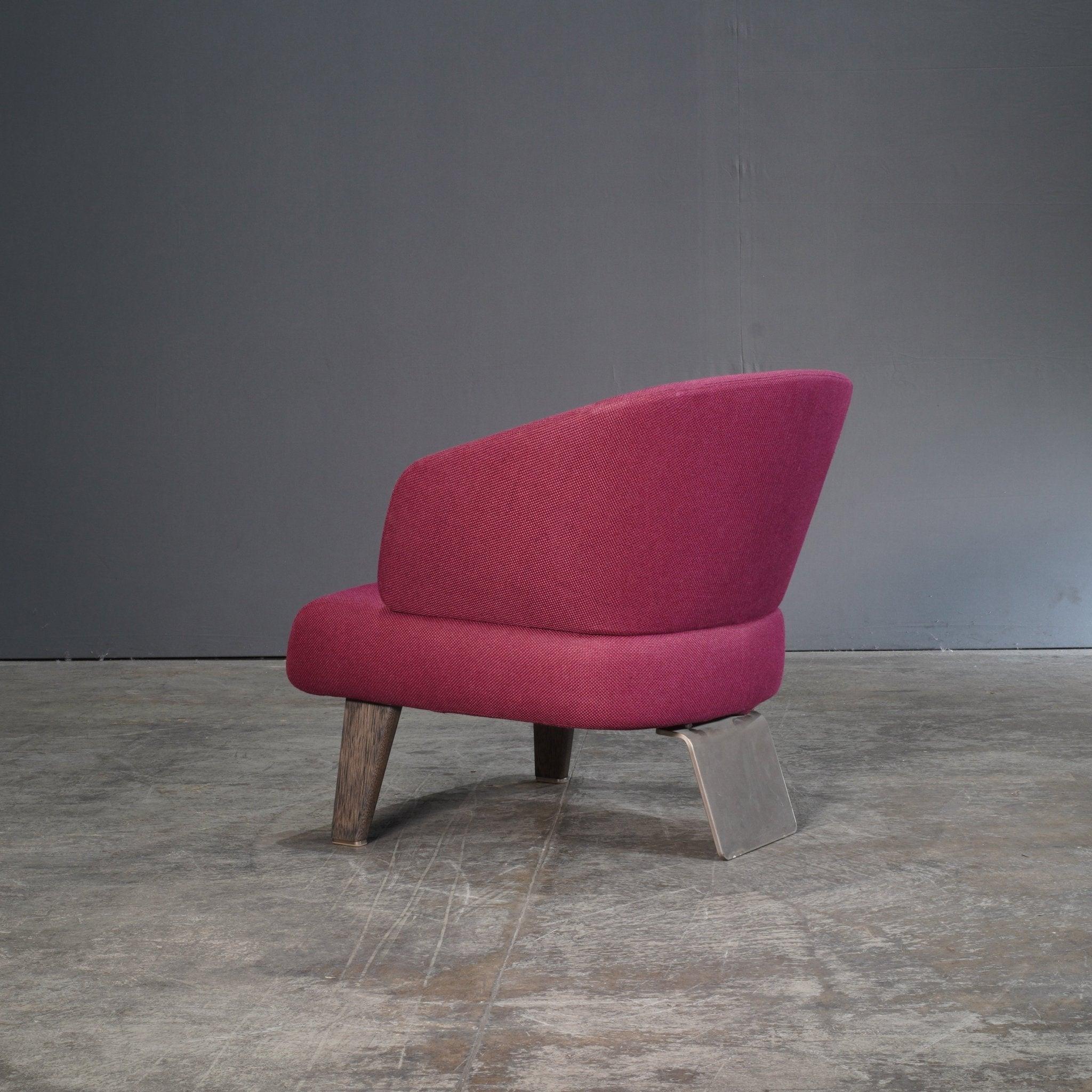 Minotti Pflaumenfarbener Aston-Sessel von Rodolfo Dordoni (21. Jahrhundert und zeitgenössisch) im Angebot