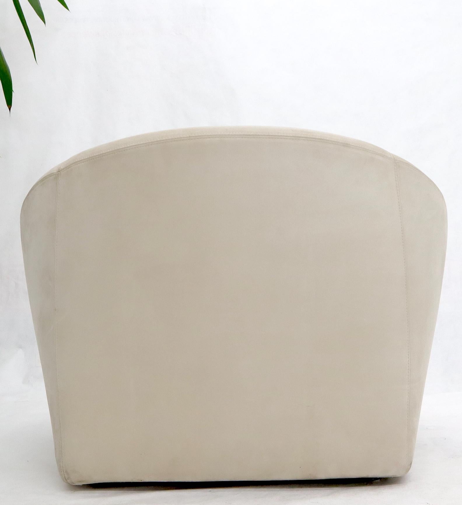 Minotti Rare Light Grey Beige Suede Lounge Chair with Matching Round Ottoman 9