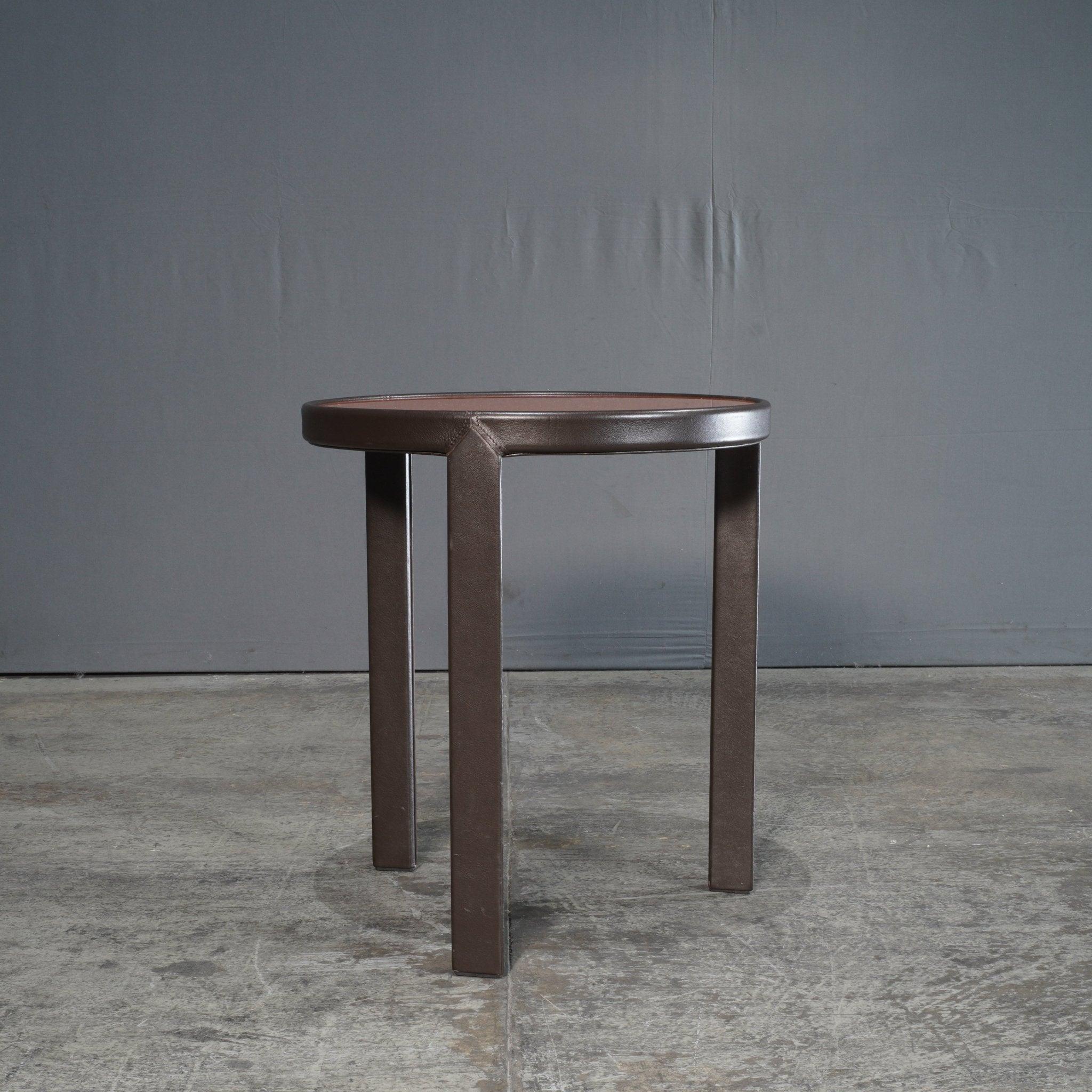 Minotti Riley Coffee Table in Rusta by Rodolfo Dordoni In Good Condition In Basildon, London