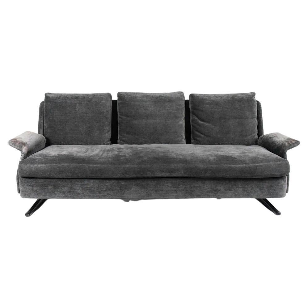 Minotti “Spencer” Three Seat Sofa by Rodolfo Dordoni