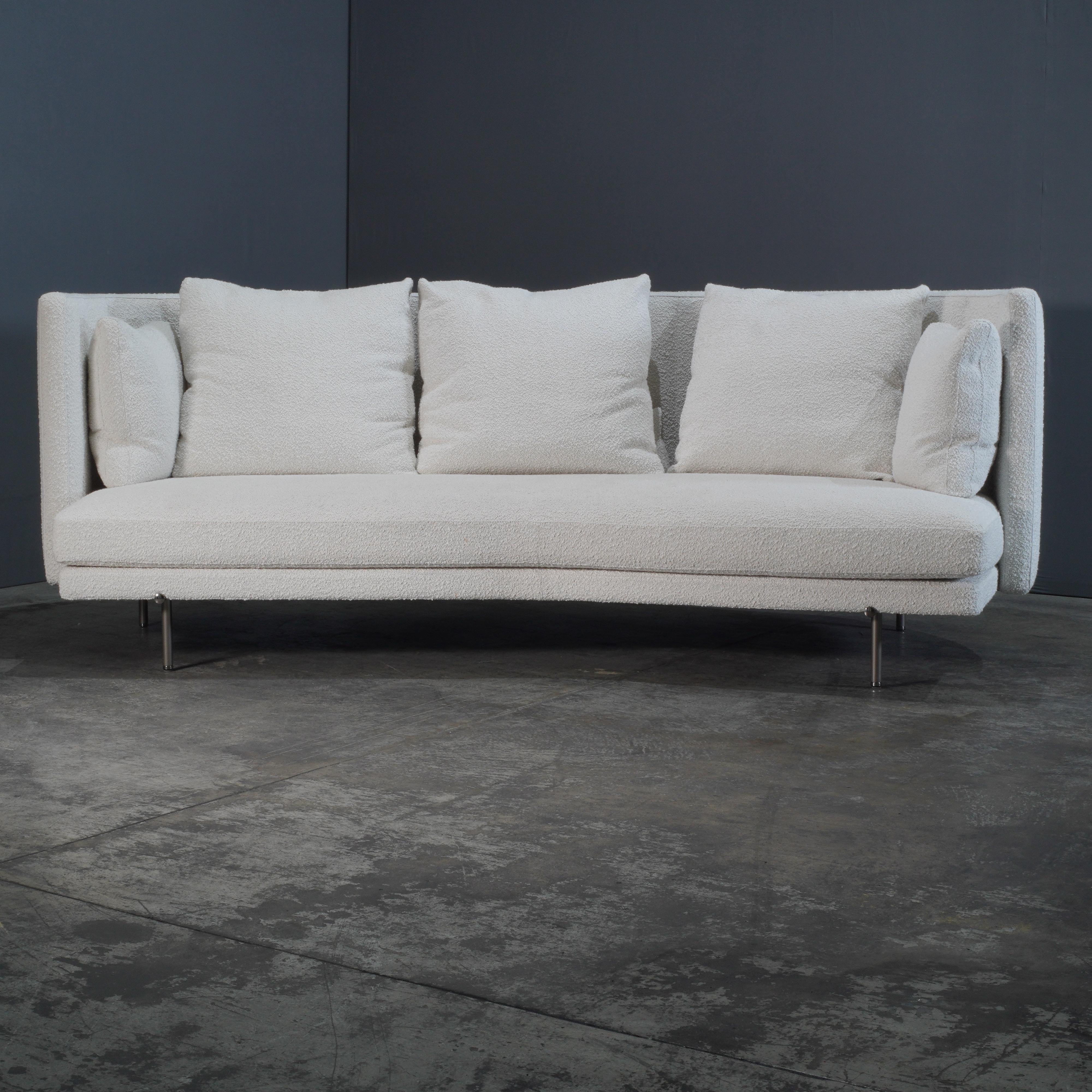 Sofá bajo acodado Minotti Torii en Boucle by Nendo en Bueno estado para la venta en Basildon, London