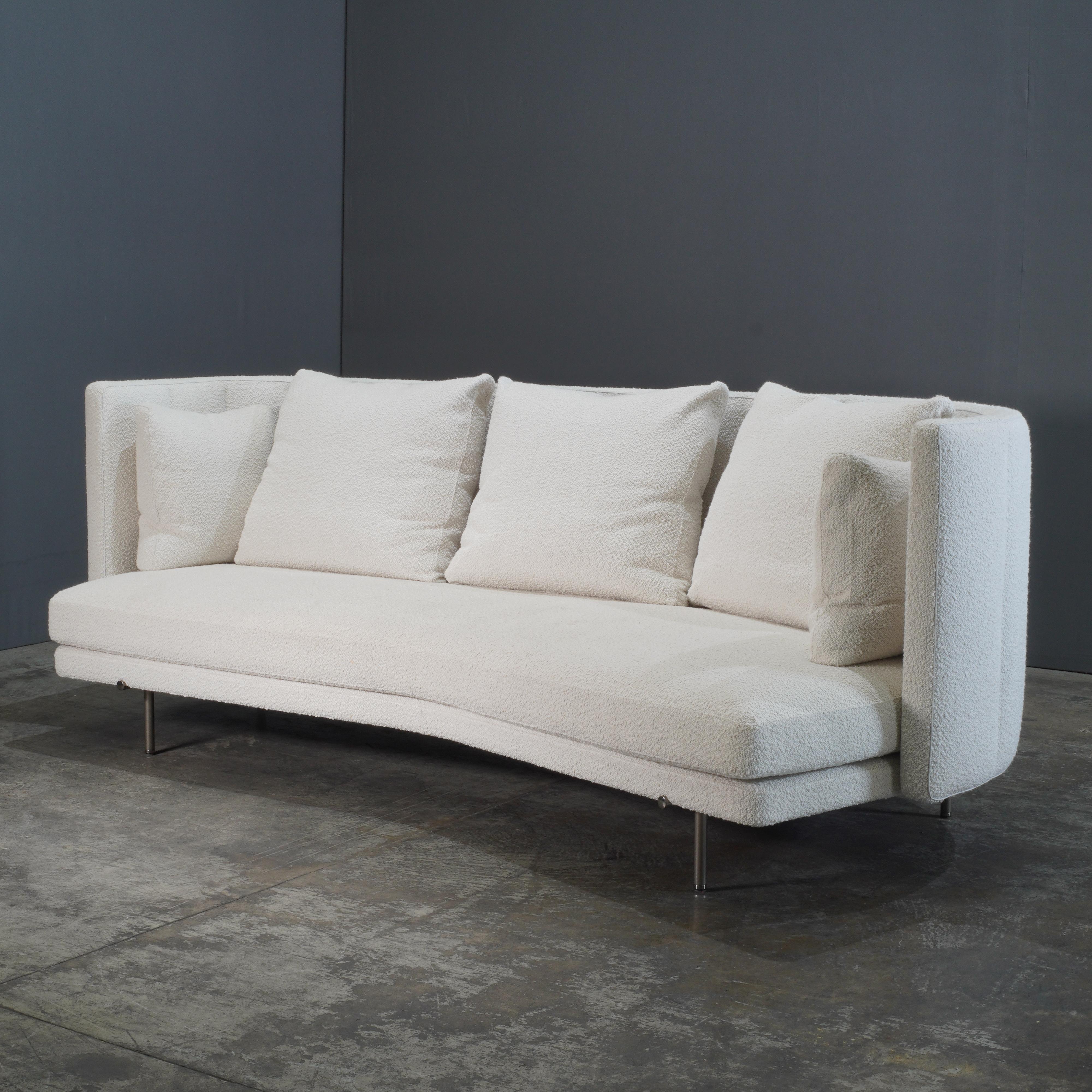 Sofá bajo acodado Minotti Torii en Boucle by Nendo Tela en venta