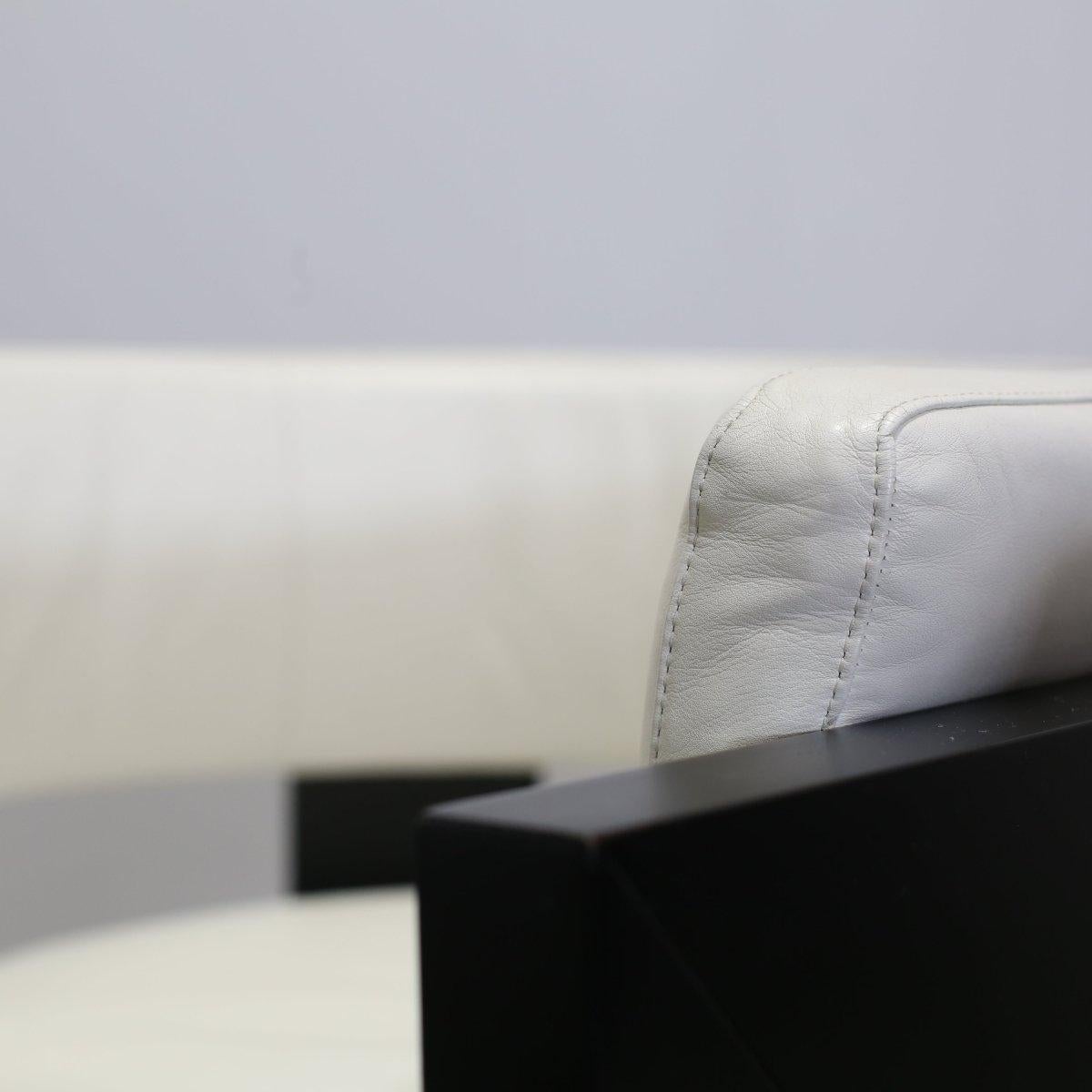 Italian Minotti Warhol Blac Lac Armchairs, Set of Two For Sale