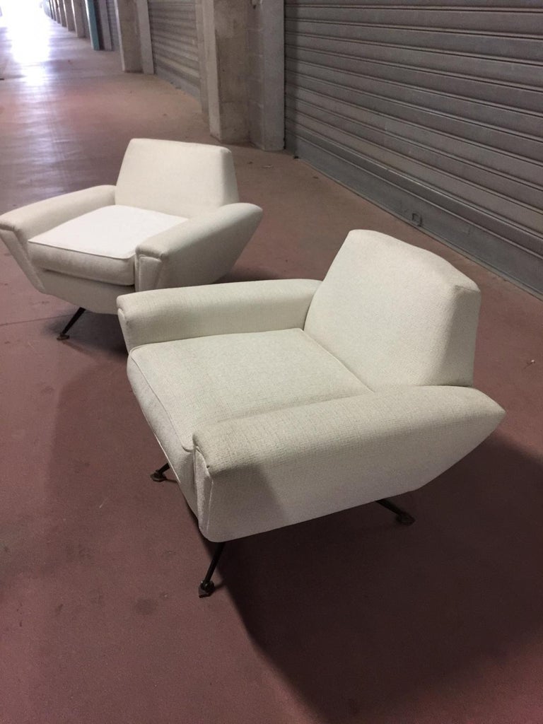 Minotti White Cotton Sofa and Armchairs For Sale at 1stdibs