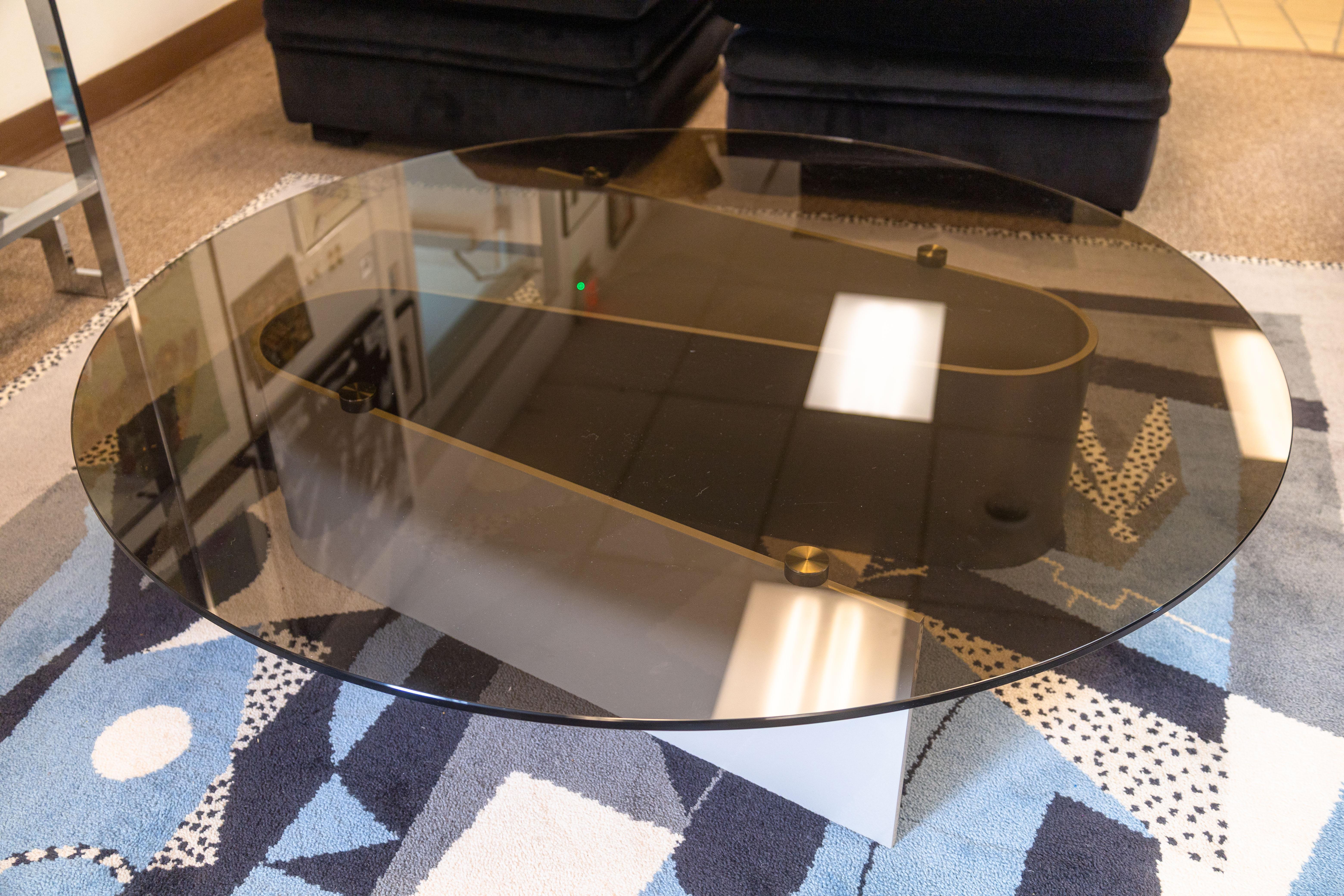 Moderne Table basse italienne Minotti x Rodolfo Dordoni Bender en acier et verre fumé en vente