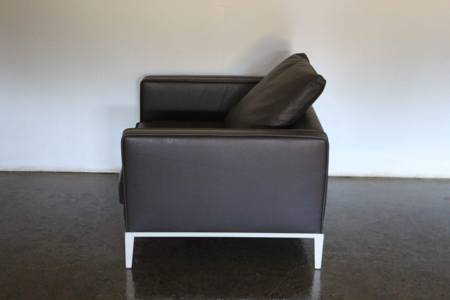 Mint B&B Italia “Simplice” Large Armchair in “Gamma” Dark-Brown Leather For Sale 6