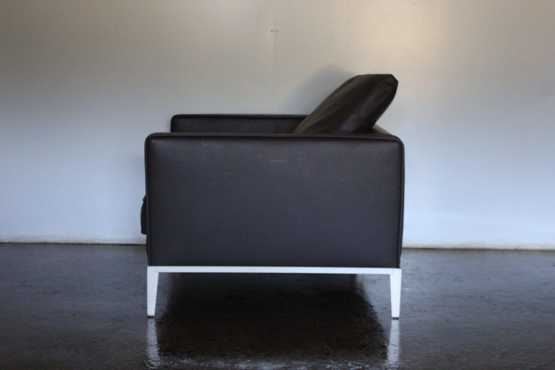 Mint B&B Italia “Simplice” Large Armchair in “Gamma” Dark-Brown Leather For Sale 4