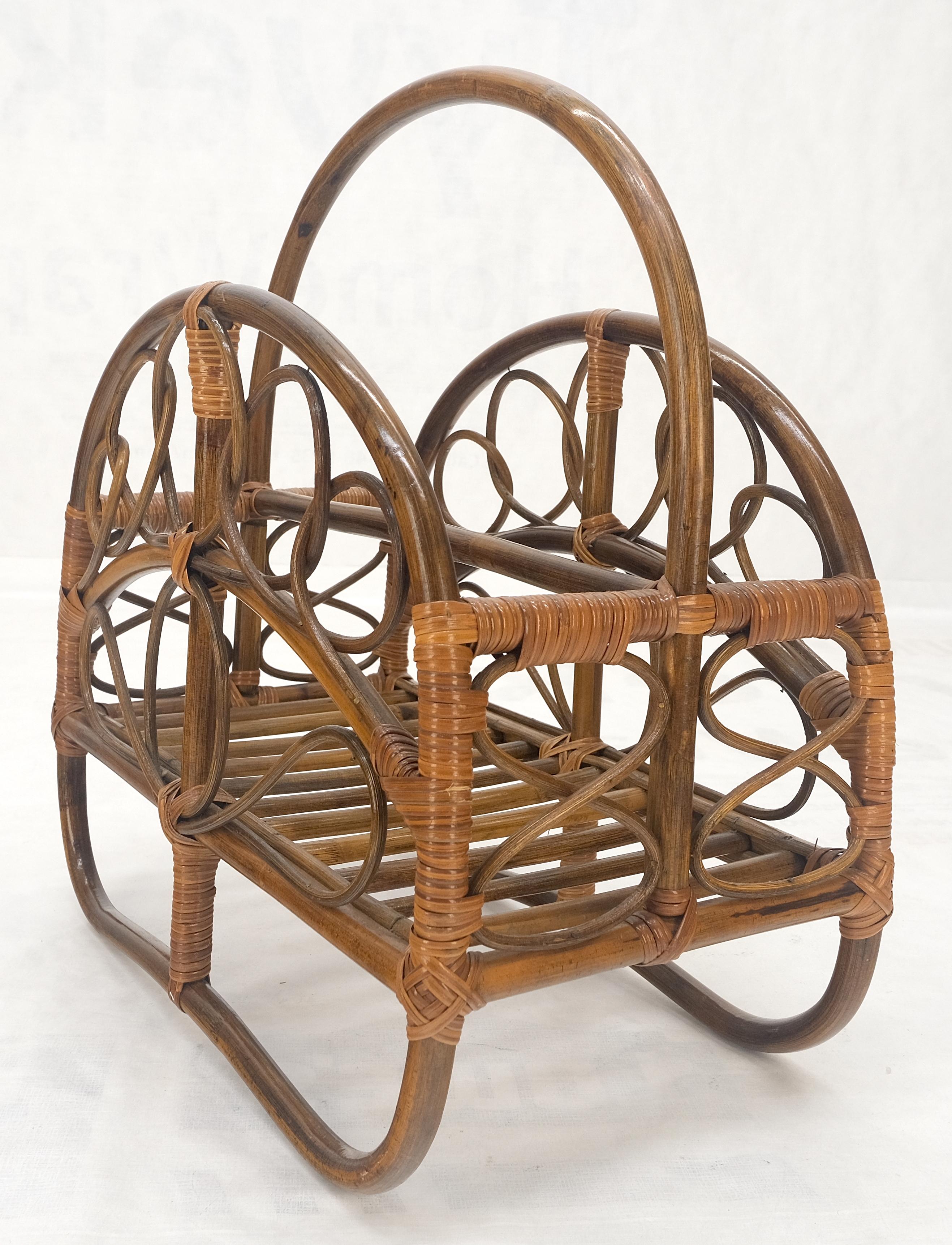 Bambù Conditio sine qua non Mid Century modern c1970s Burnt Bamboo Magazine Rack in vendita