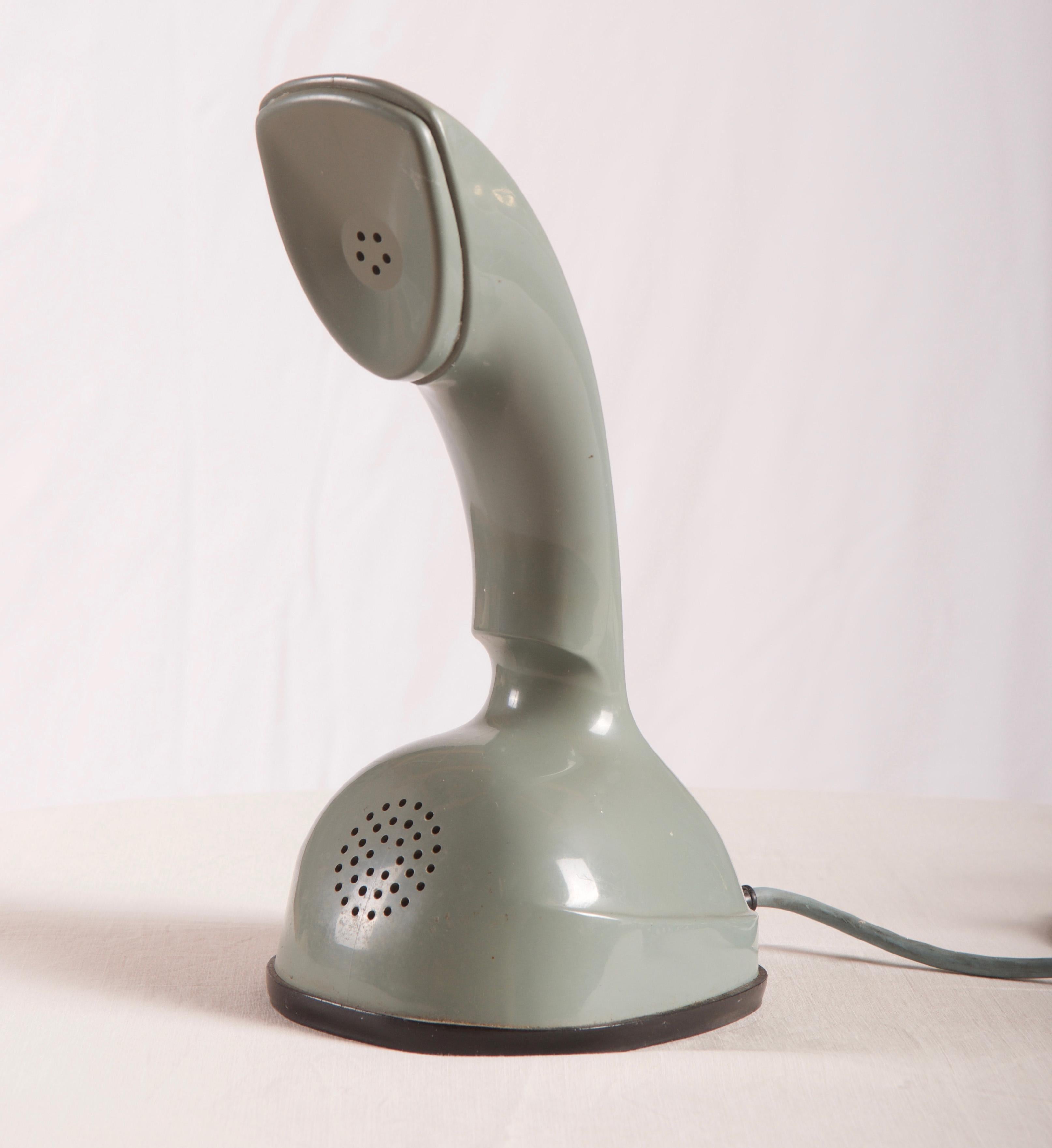 Mint Green Cobra Table Phone, Ericofon by LM Ericsson In Good Condition In Vienna, AT