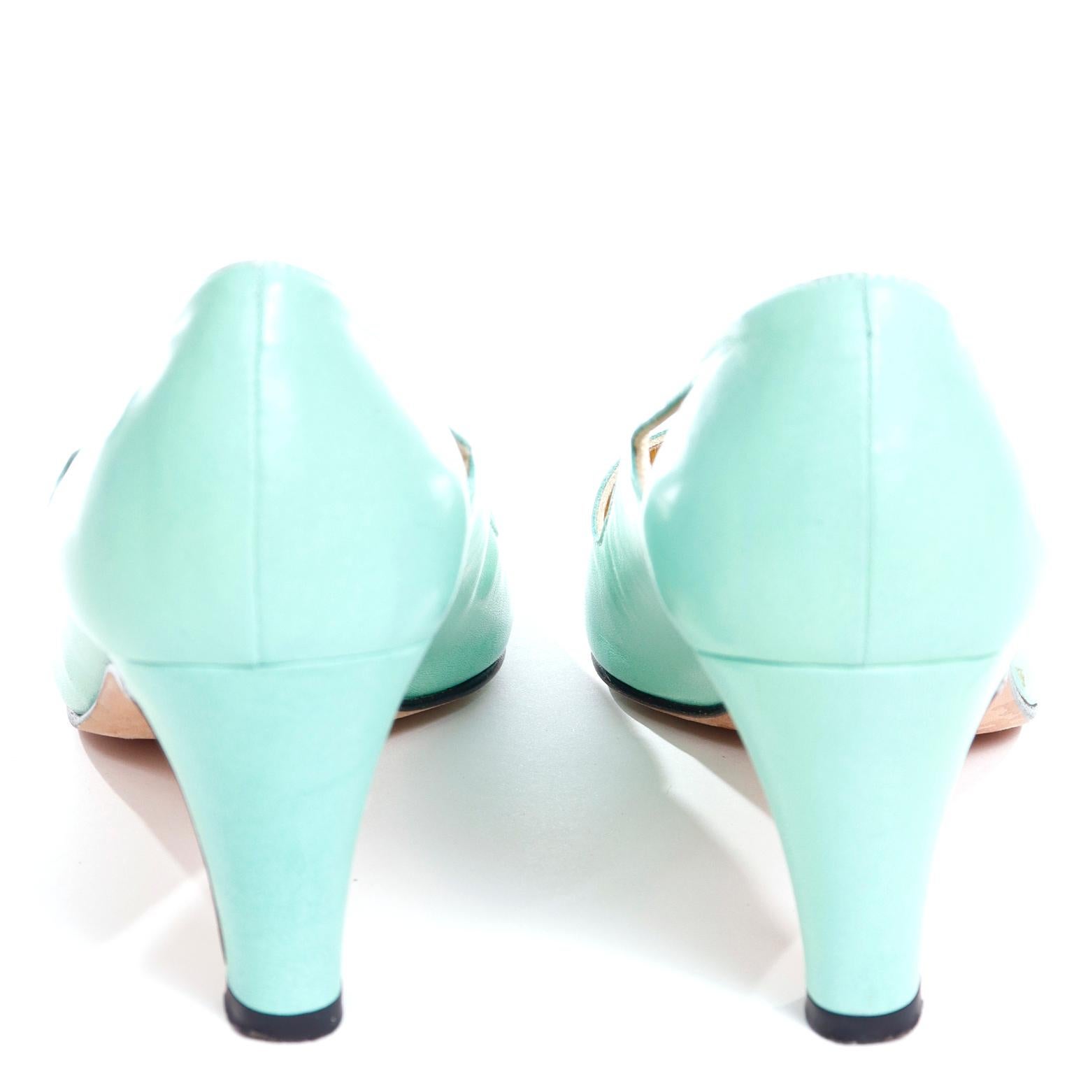 Mint Green Escada Margaretha Ley 1980s Vintage Leather Shoes W Cutout Details 7B For Sale 1