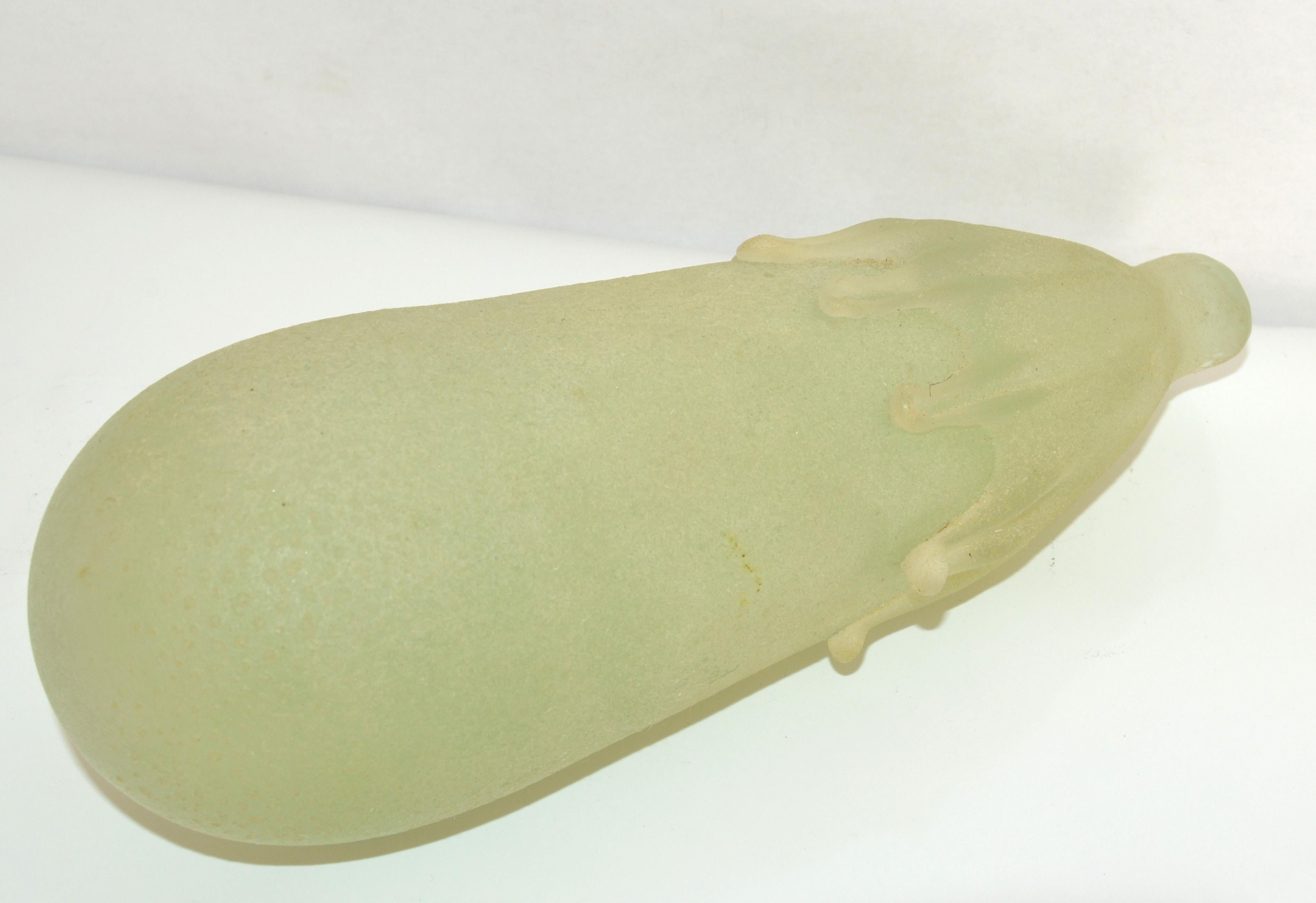 Mid-Century Modern Mint Green Italian Scavo Glass Aubergine Eggplant Figurine Vegetable Sculpture For Sale